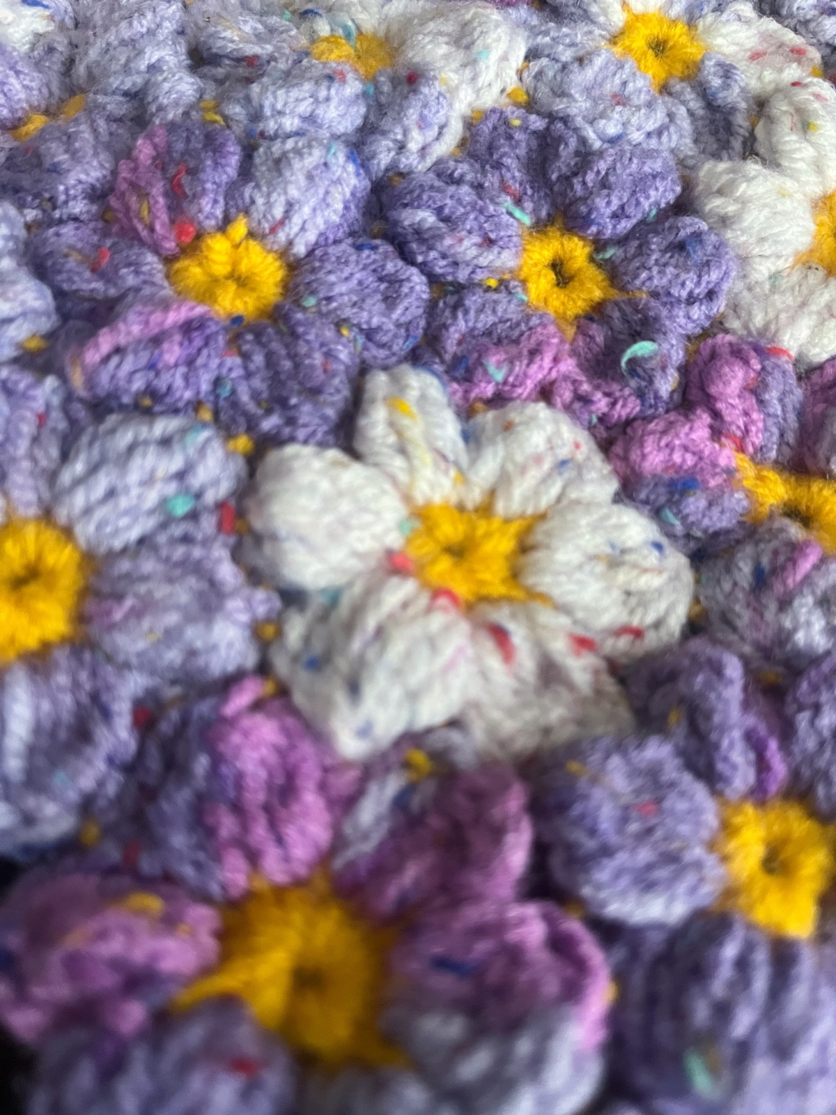 Chloris Lilac Whisper - Gehaakte puff flowers croptop - XS