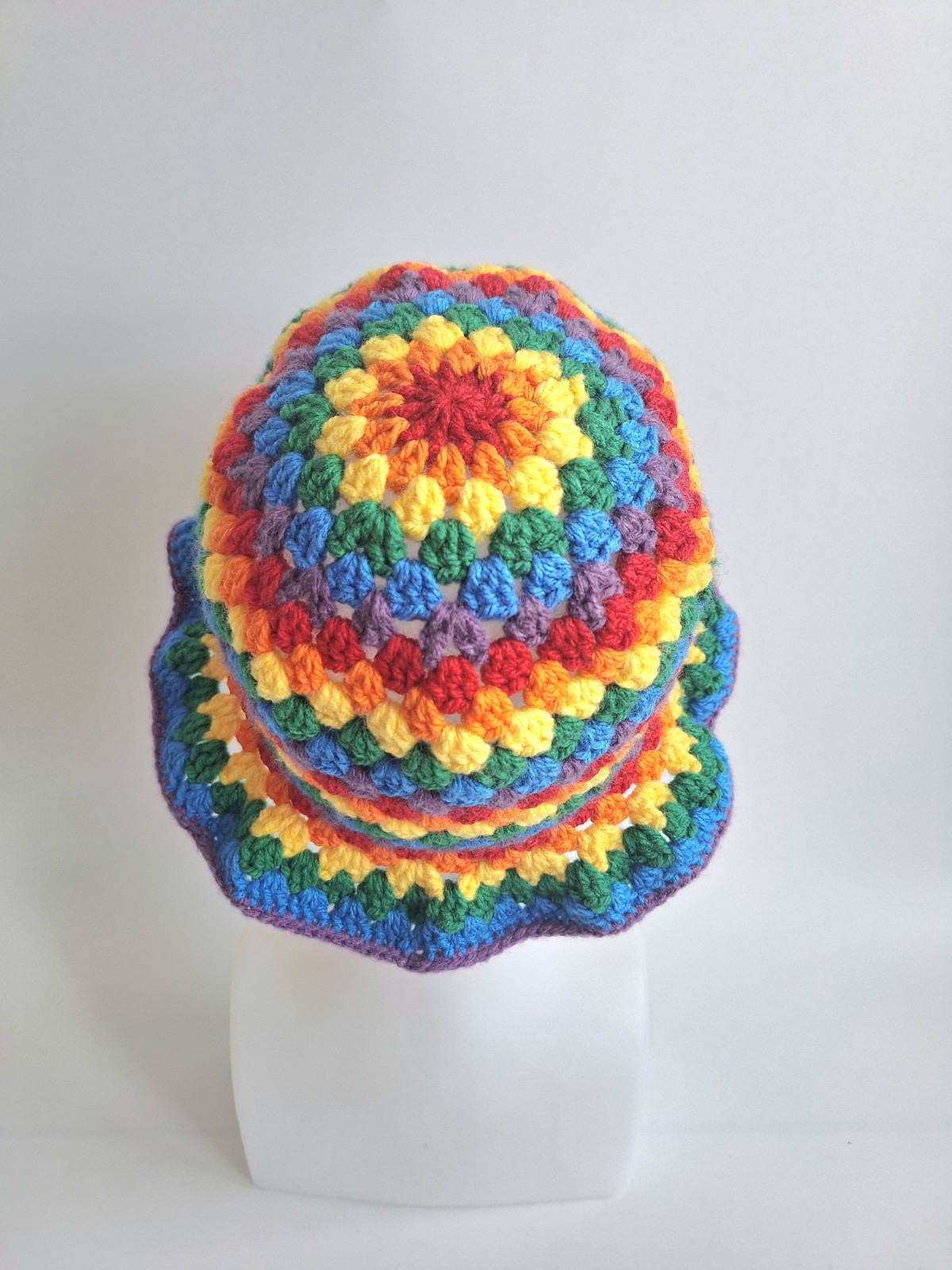 Gehaakte bucket hat | Pride regenboog vlag