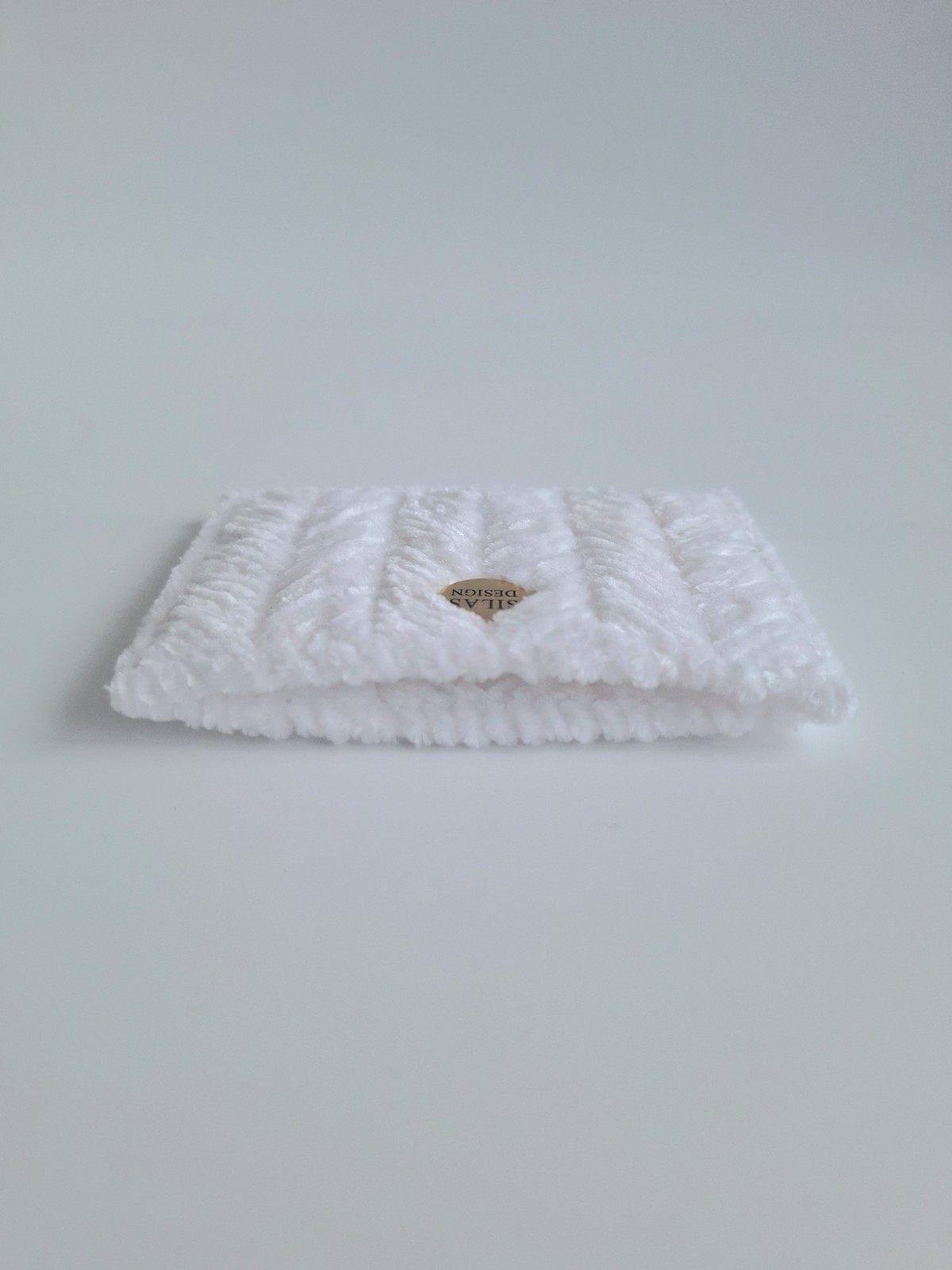 Geweven pasjeshouder | Wit velvet look