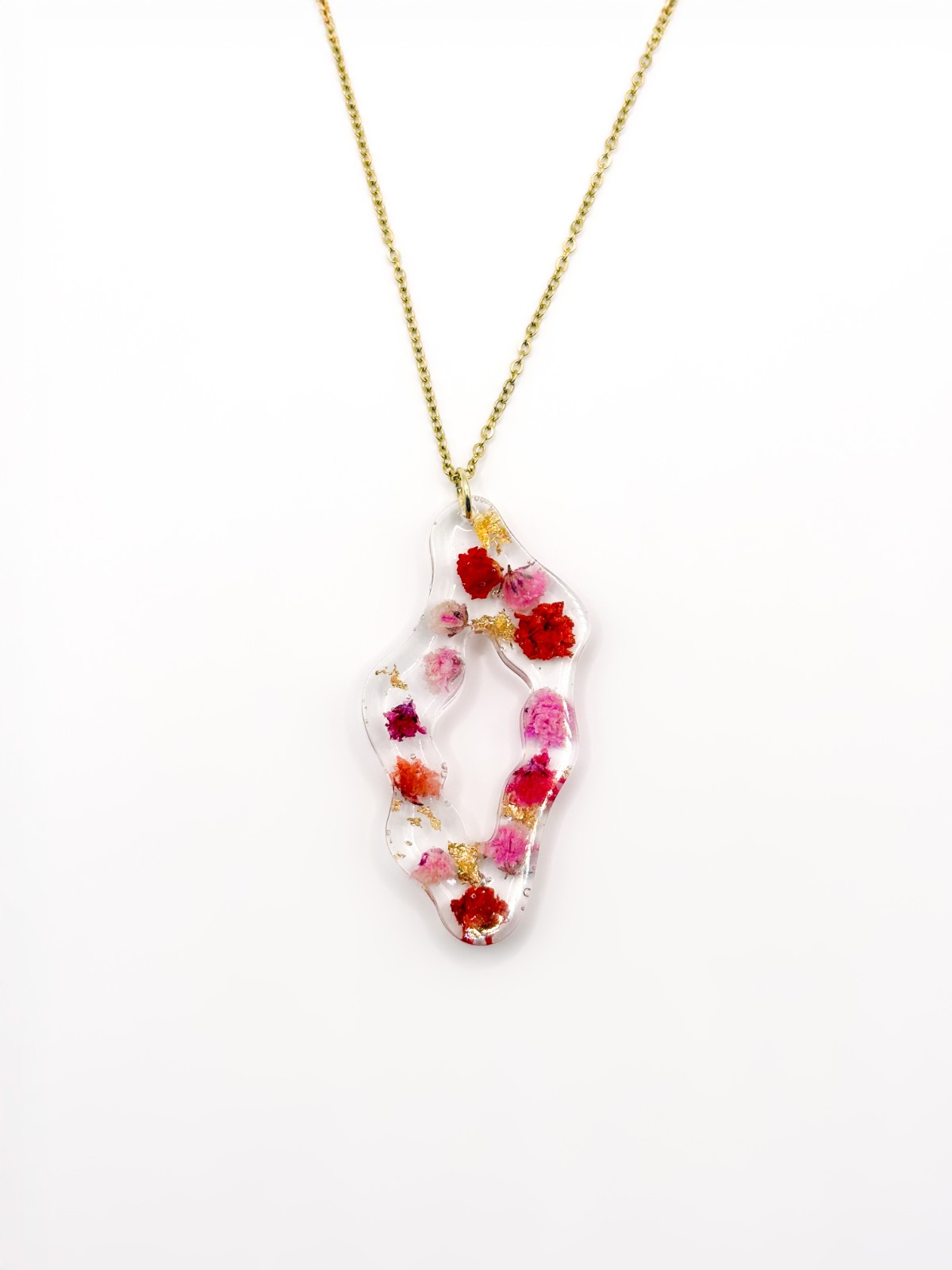 Subtiele Ketting met Grote Organische Hanger Gevuld met Echt Gipskruid uit Den Haag (GirlMeetsDenHaag x CH Design)