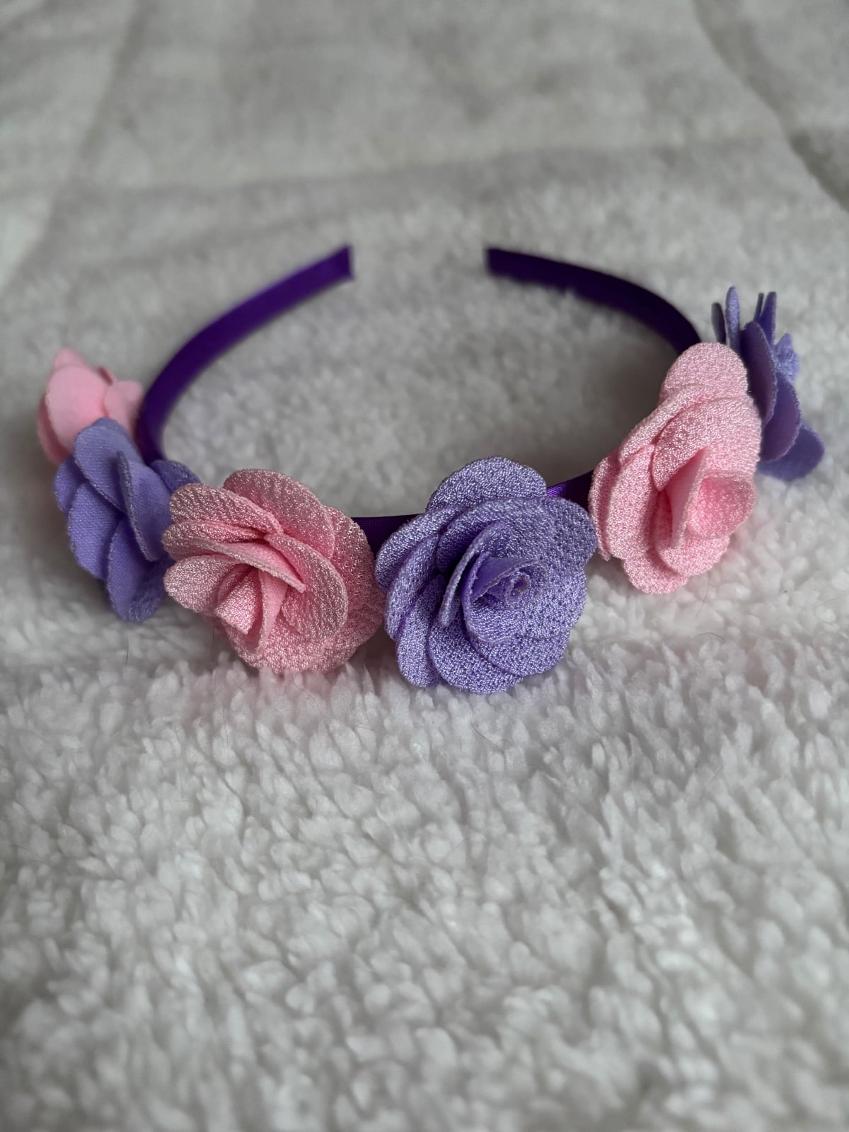 Diadeem met roosjes