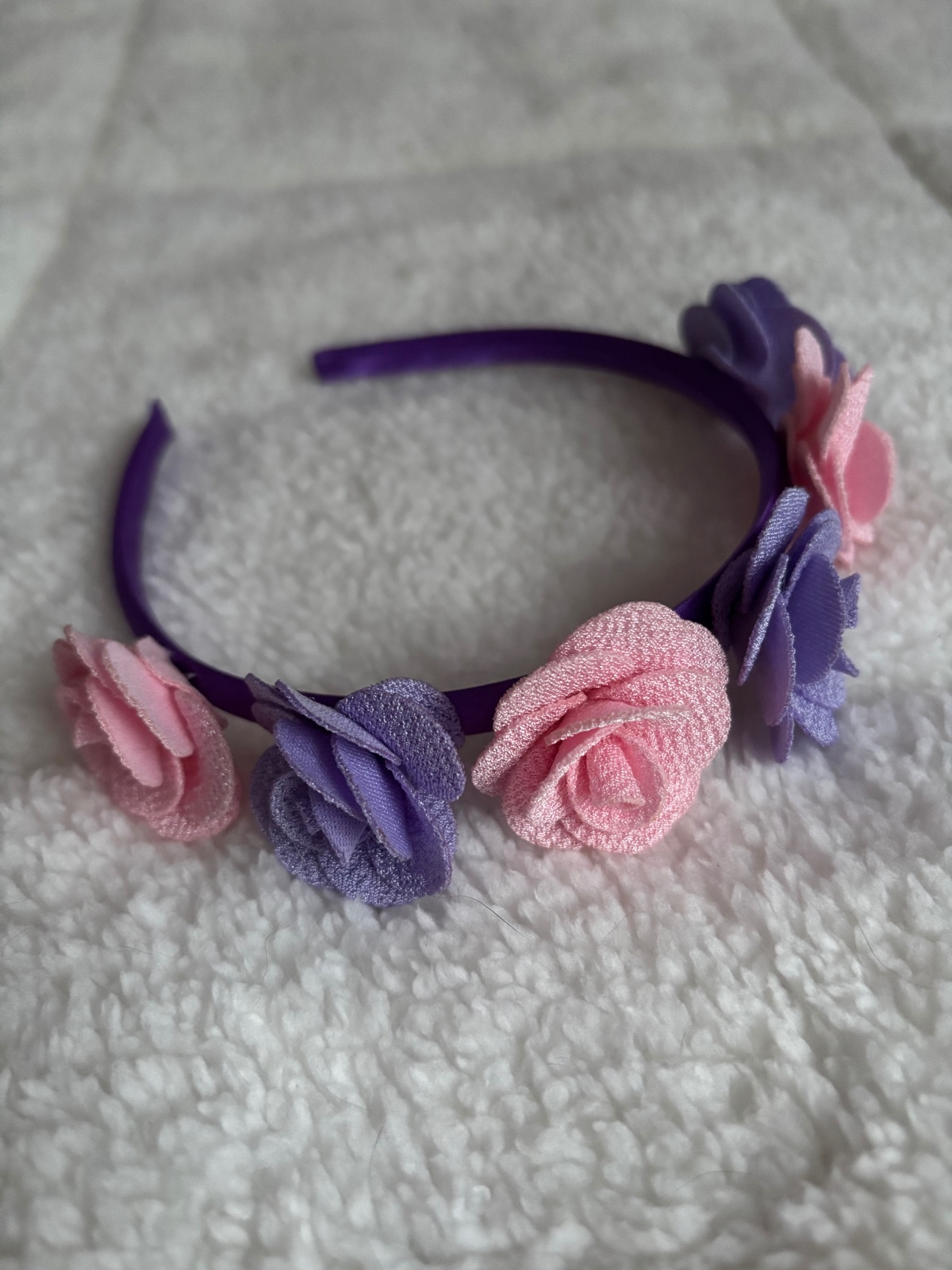 Diadeem met roosjes