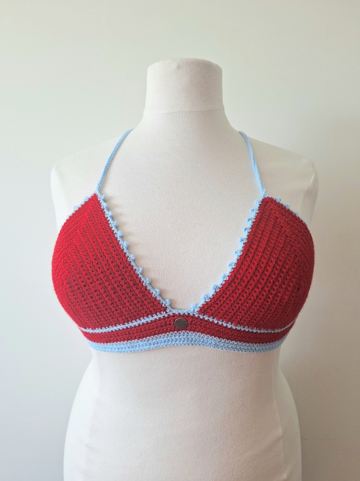 Gehaakt topje | Rood en lichtblauw - 135550 Gehaakt topje | Rood en lichtblauw