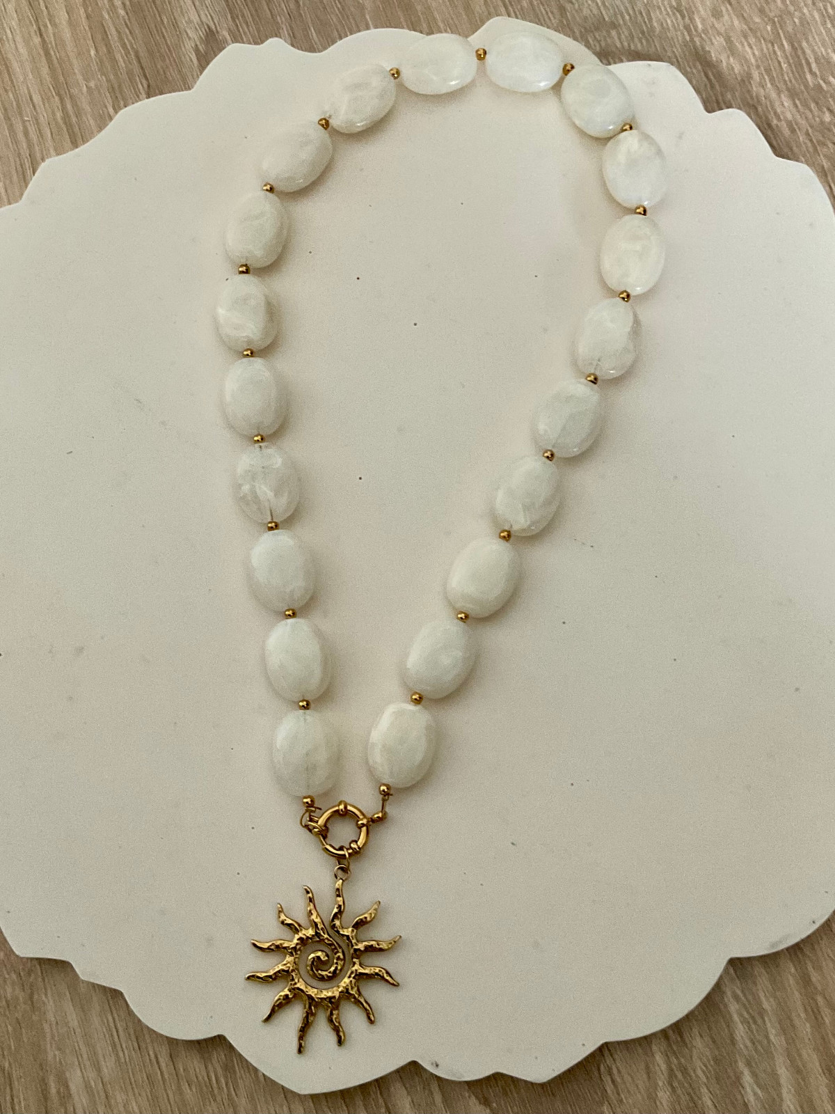 Golden sun ketting