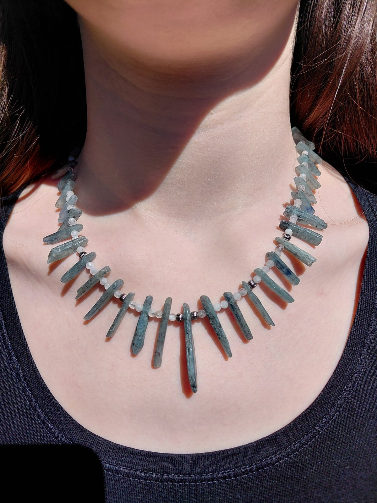 Handgemaakte ketting met kyaniet en bergkristal