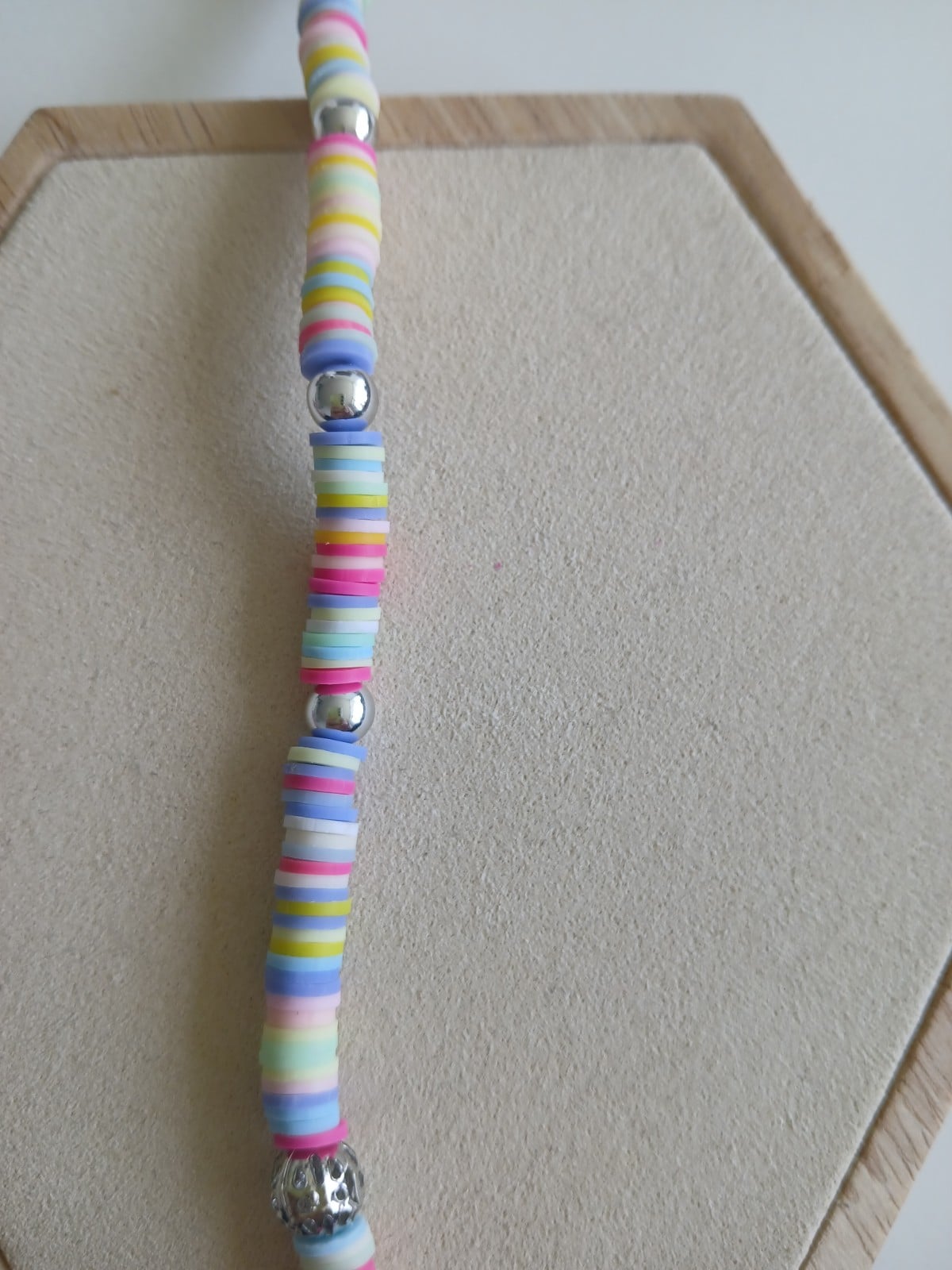 Lange Kralenketting met Palmboom Bedel – Kleurrijke Zomerse Ketting… - 135432 Lange Kralenketting met Palmboom Bedel – Kleurrijke Zomerse Ketting van Polymeer Kralen 76 cm