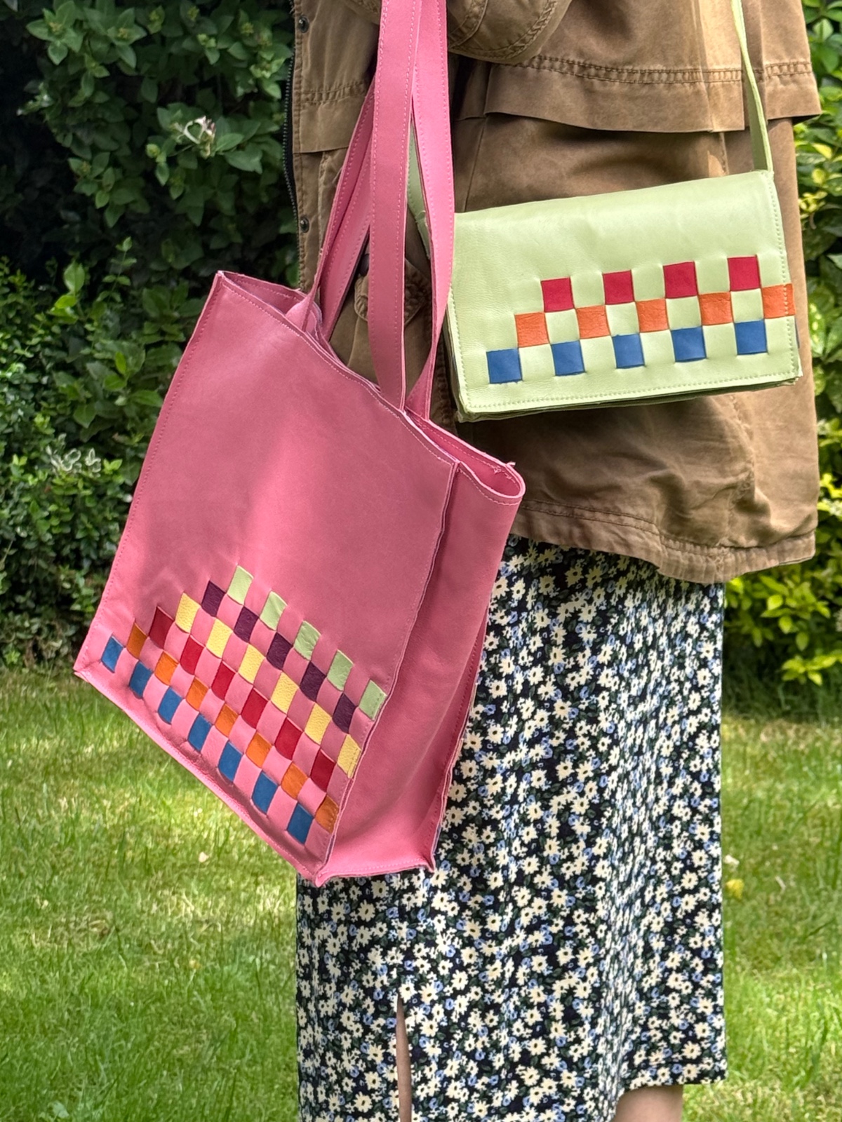Lederen vlechtwerk-tas Aardbei, groot - 135926 Lederen vlechtwerk-tas Aardbei, groot