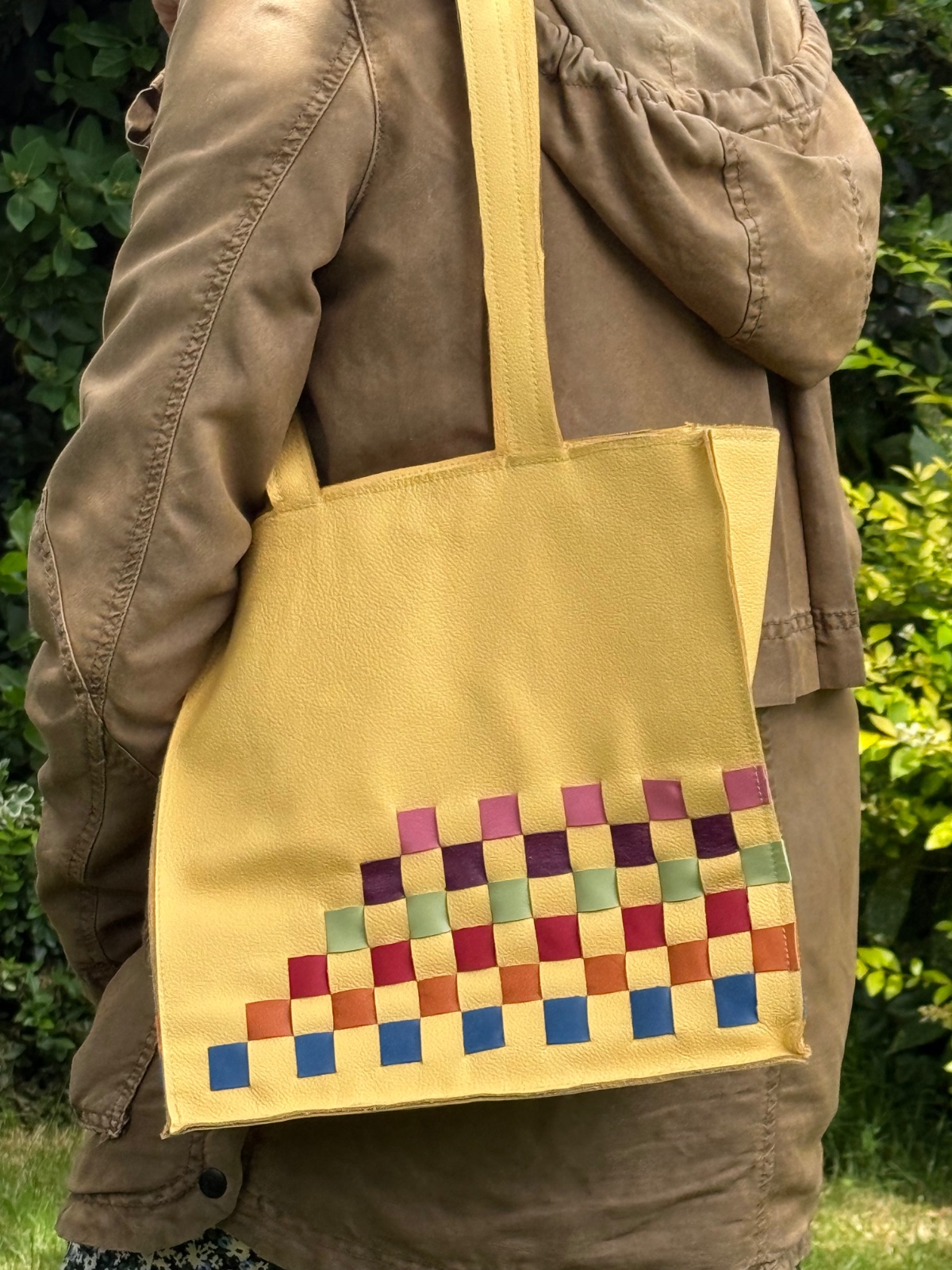 Lederen vlechtwerk-tas Banaan, groot - 135948 Lederen vlechtwerk-tas Banaan, groot