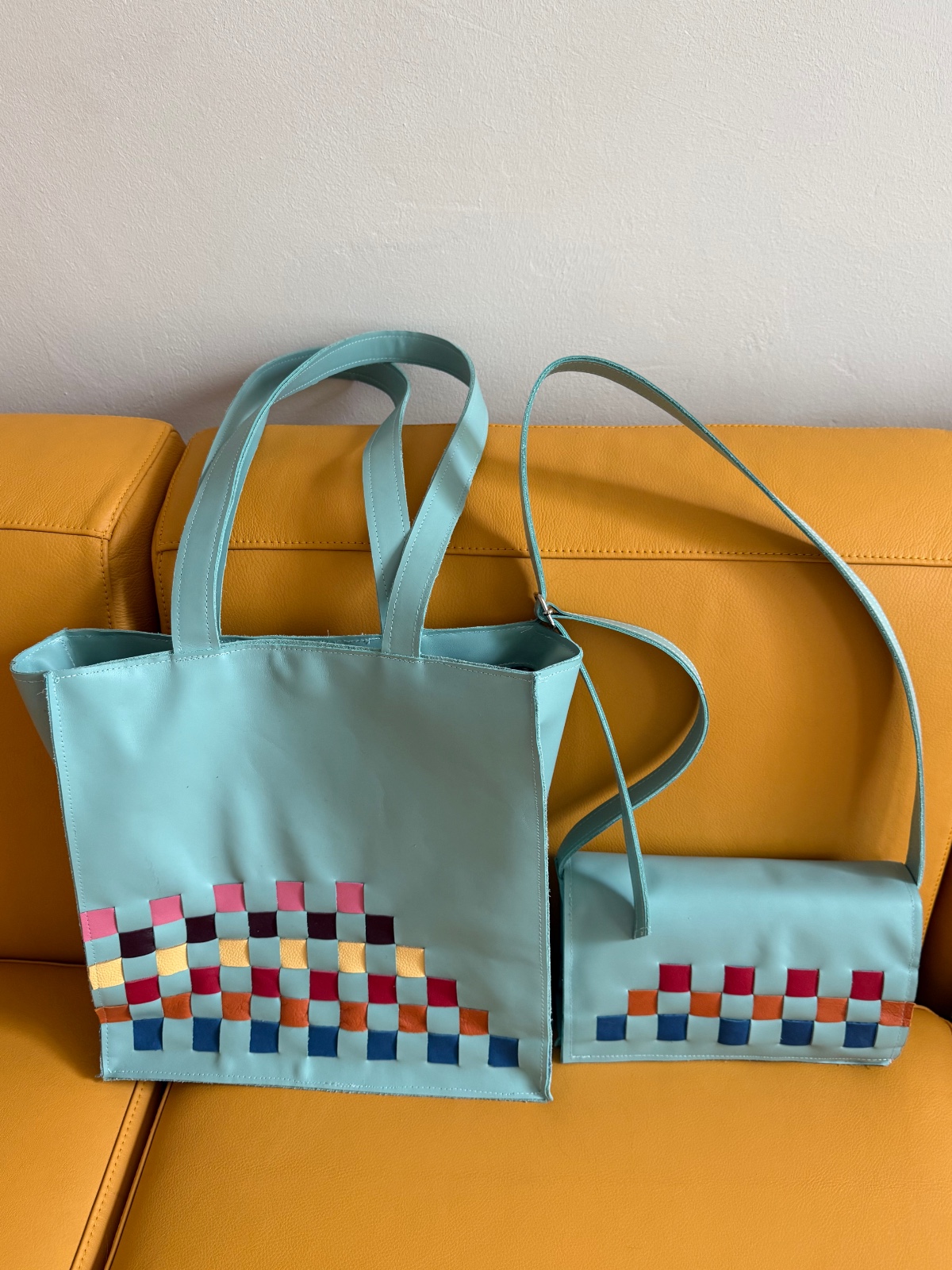 Lederen vlechtwerk-tas Blauwe Bes, groot - 135938 Lederen vlechtwerk-tas Blauwe Bes, groot