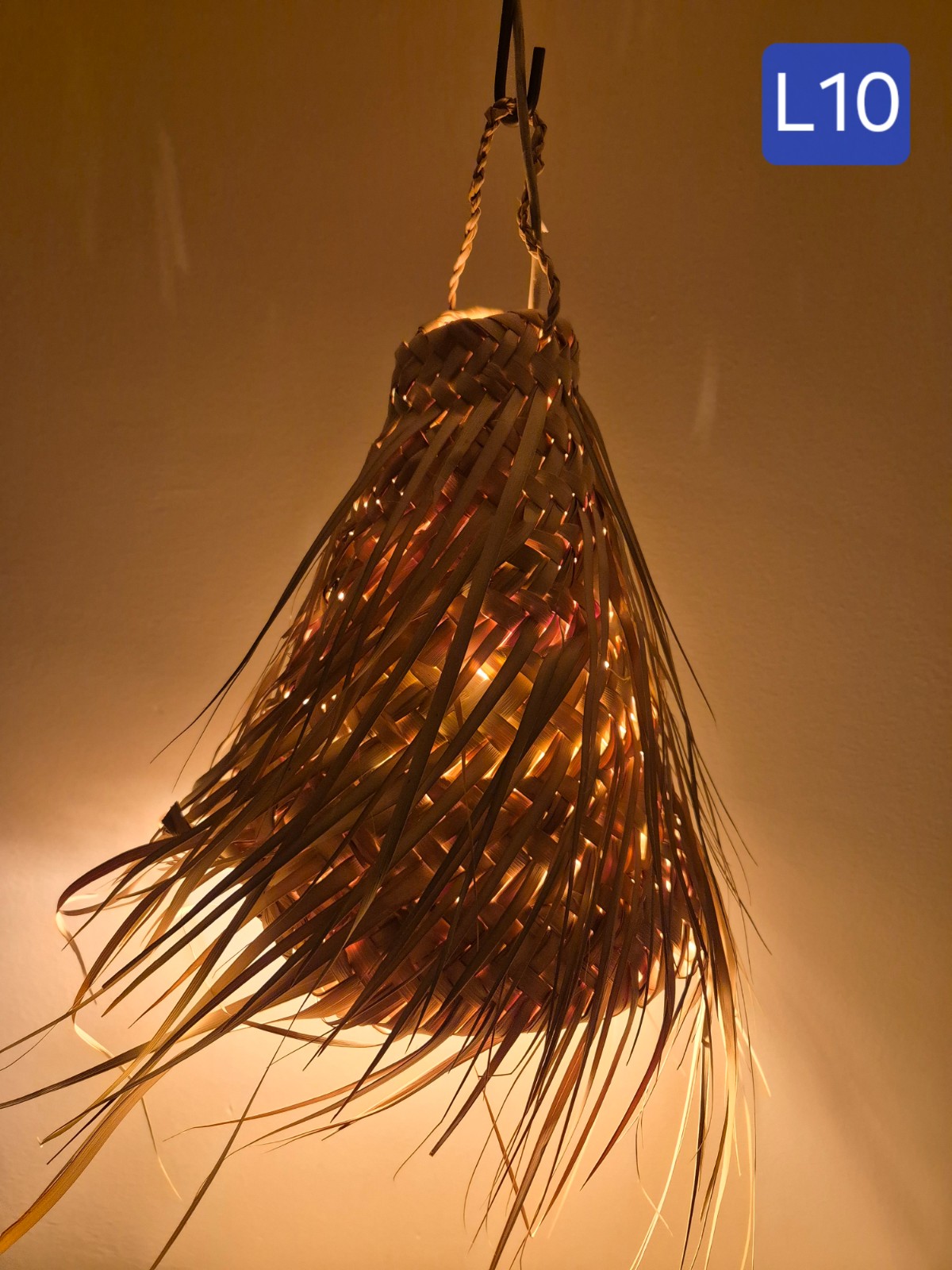 Moroccan (Doum)Pendant Light β Handwoven Palm Leaf Lamp β Boho Stβ¦ - 132491 Moroccan (Doum)Pendant Light β Handwoven Palm Leaf Lamp β Boho Straw & Rattan Hanging Light