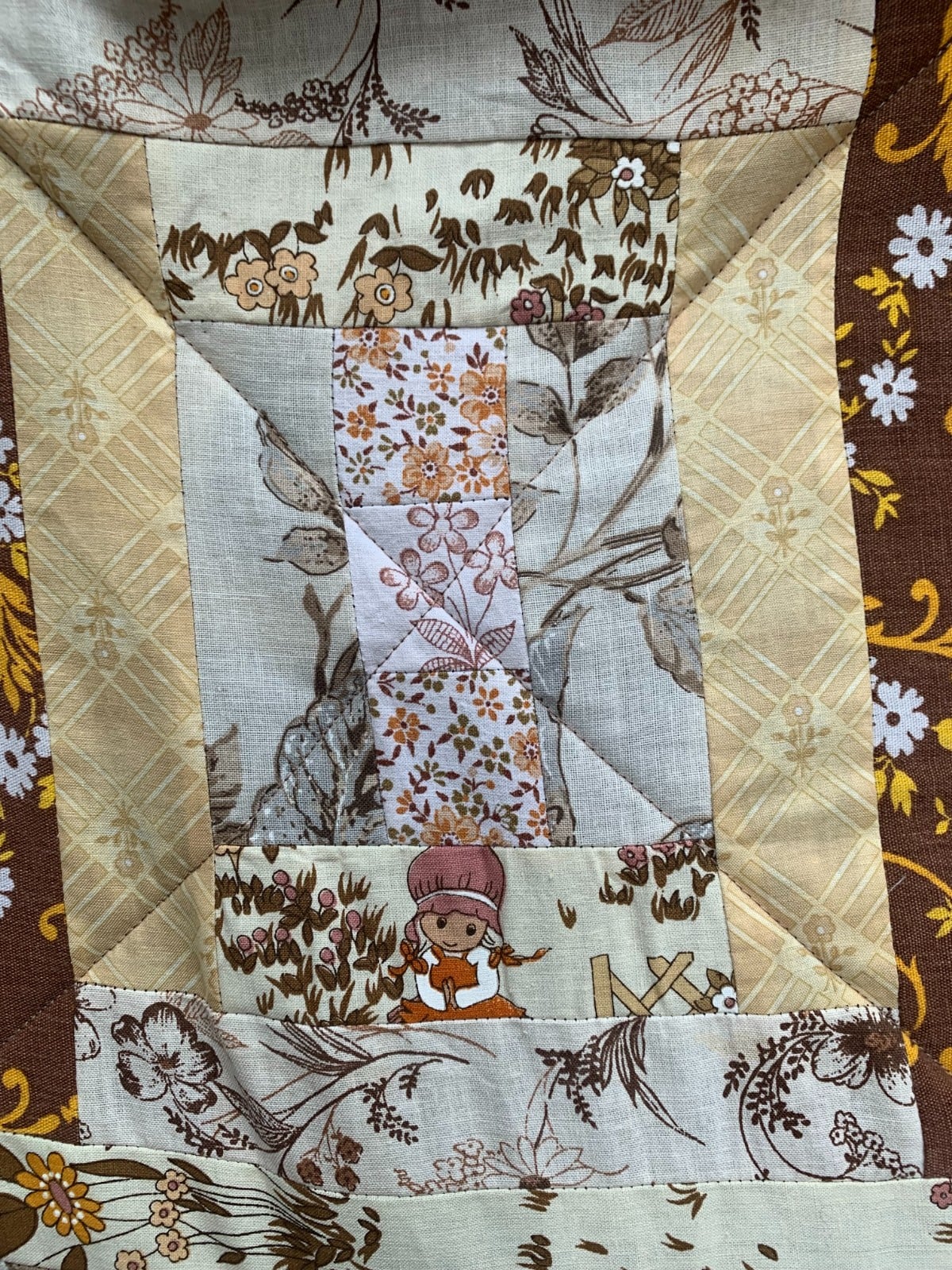 Patchwork kleed van vintage stoffen en kinderddeken - 133705 Patchwork kleed van vintage stoffen en kinderddeken