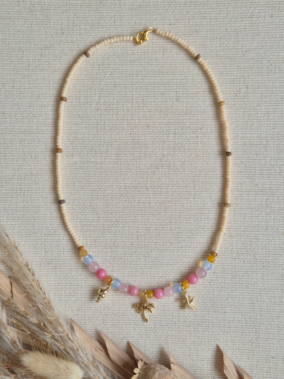 Zomerse ketting met bedels, edelstenen en miyuki kralen | Tropics - 134911 Zomerse ketting met bedels, edelstenen en miyuki kralen | Tropics