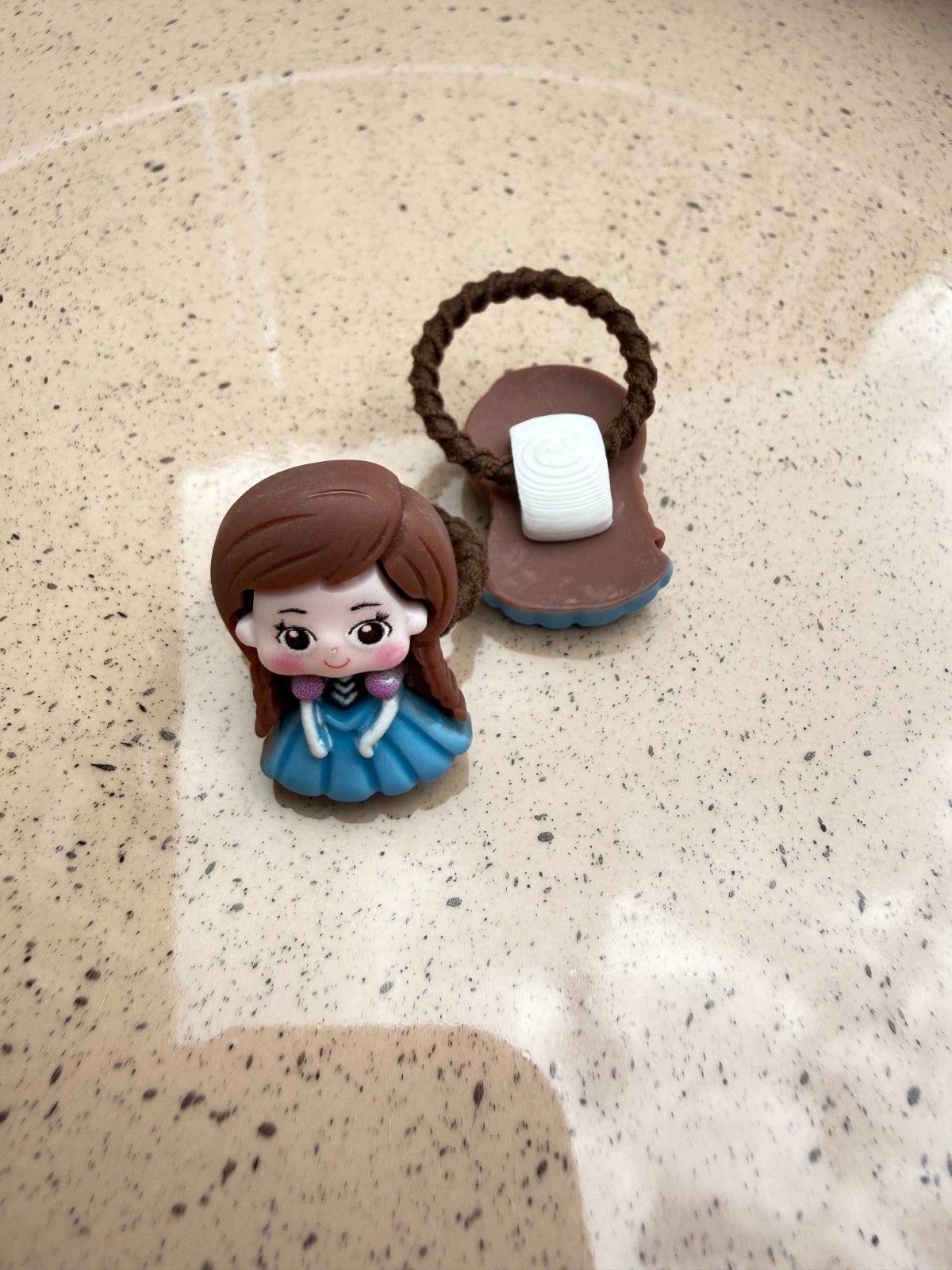 2x Elastieken prinsessen van Resin (eerste staartjes/ onder een vlech… - 140916 2x Elastieken prinsessen van Resin (eerste staartjes/ onder een vlecht)/ Kawaii