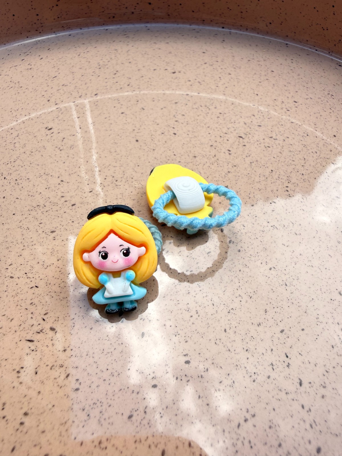 2x Elastieken prinsessen van Resin (eerste staartjes/ onder een vlech… - 140933 2x Elastieken prinsessen van Resin (eerste staartjes/ onder een vlecht)/ Kawaii