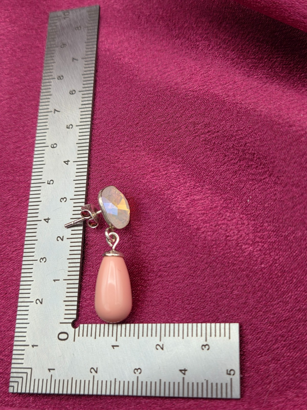 925 zilveren oorbellen met zalmroze kristalparel hanger - 136551 925 zilveren oorbellen met zalmroze kristalparel hanger