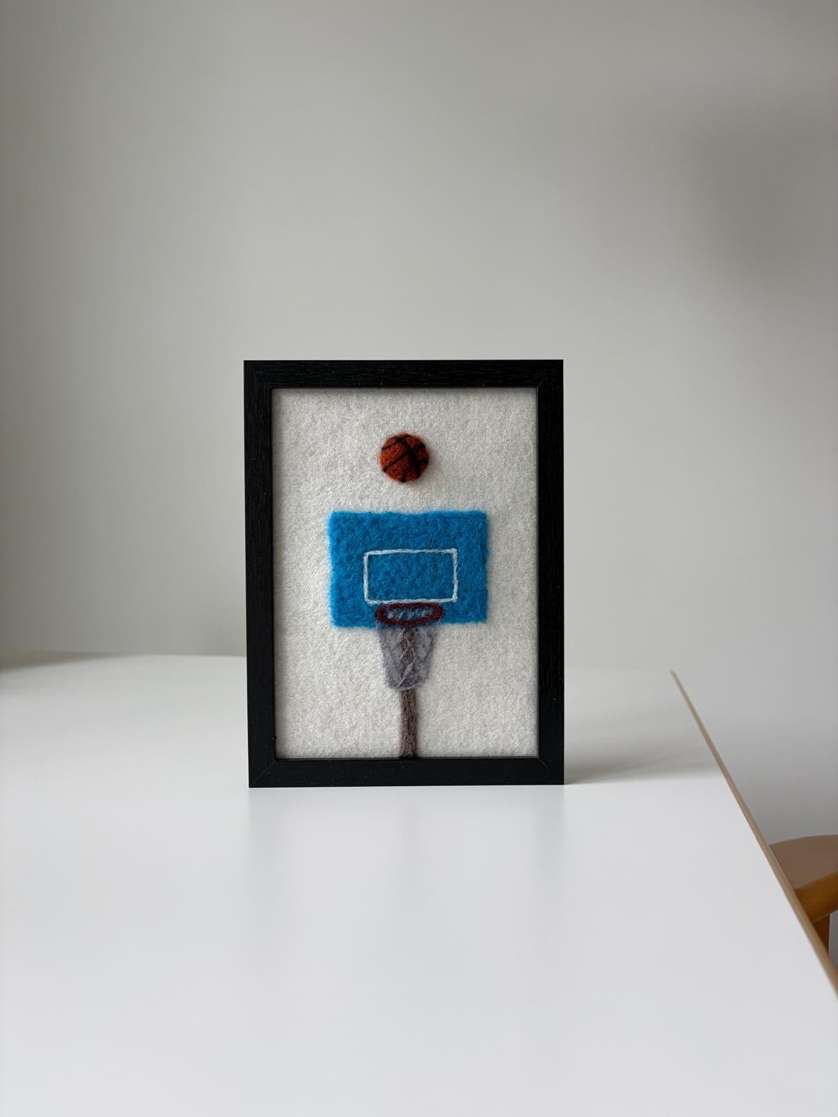 Basketbal - een uniek handgemaakt werk van wol