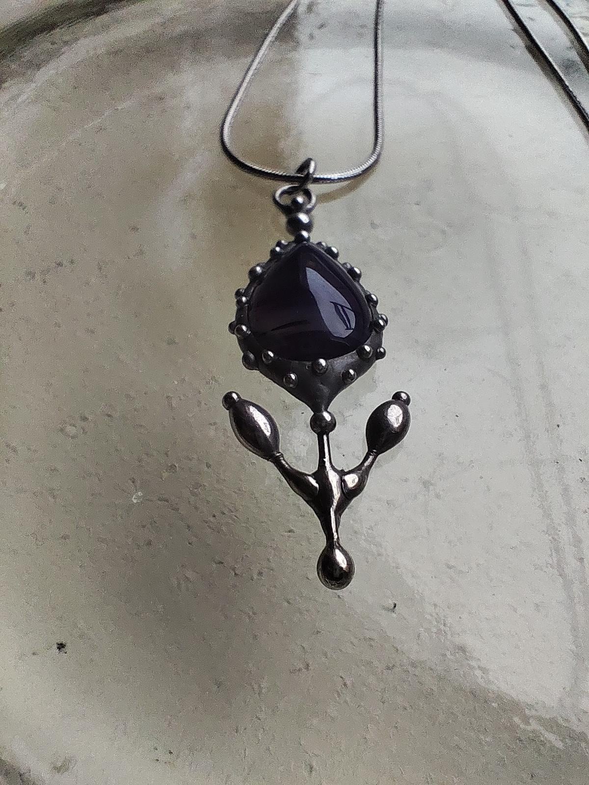 Handgemaakte bloemenketting van zilverkleurig koper en tinlegering - 141282 Handgemaakte bloemenketting van zilverkleurig koper en tinlegering