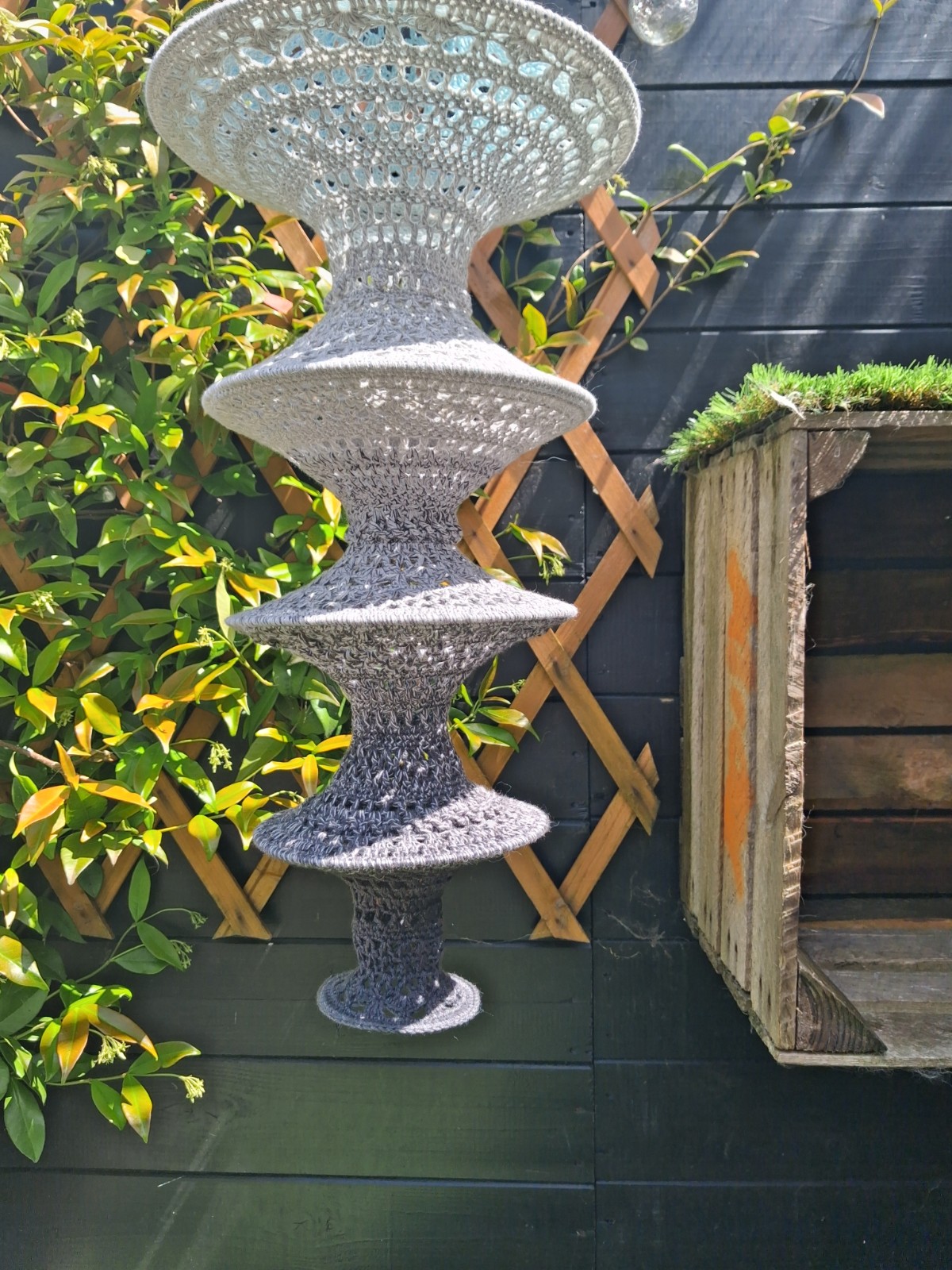 Handgemaakte gehaakte hanglamp van katoen – bohemian woondecoratie - 140548 Handgemaakte gehaakte hanglamp van katoen – bohemian woondecoratie