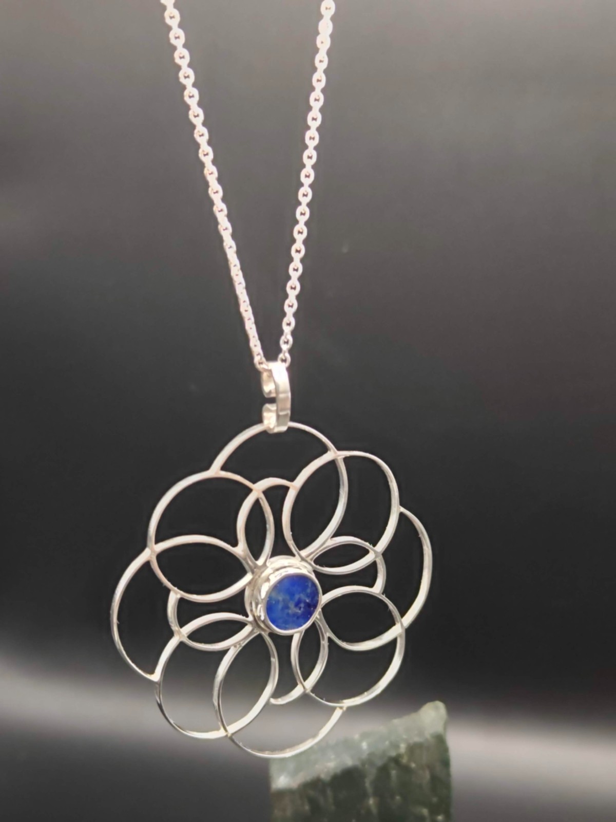 Handgemaakte Zilveren 'Mandala Flower' Hanger met Lapis Lazuli - 139721 Handgemaakte Zilveren 'Mandala Flower' Hanger met Lapis Lazuli