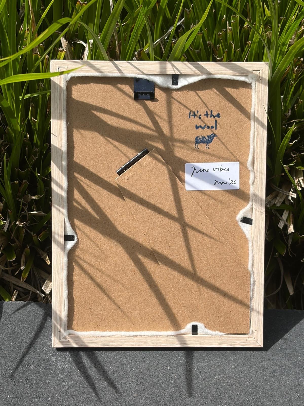 June vibes - origineel werk van wol - 137558 June vibes - unieke handgemaakte wanddecoratie in wol