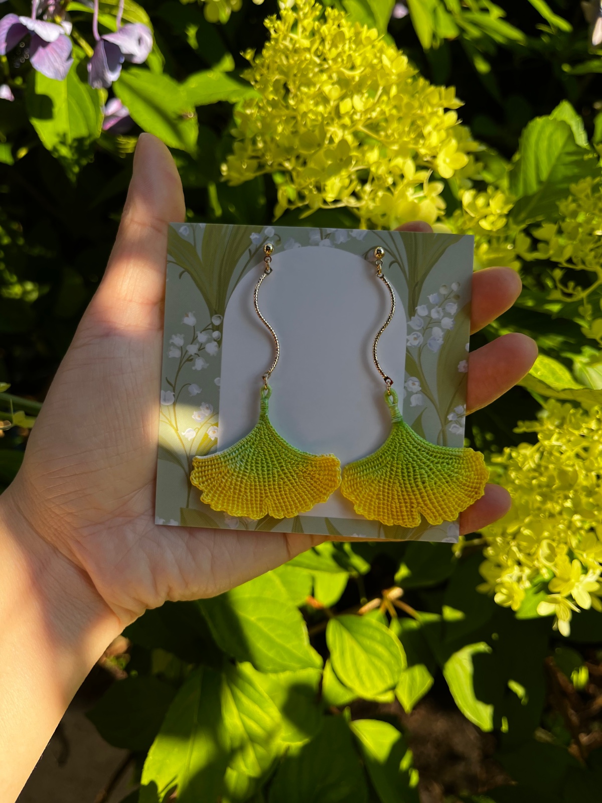 Micro gehaakte ginkgoblad oorbellen - 138877 Micro gehaakte ginkgoblad oorbellen