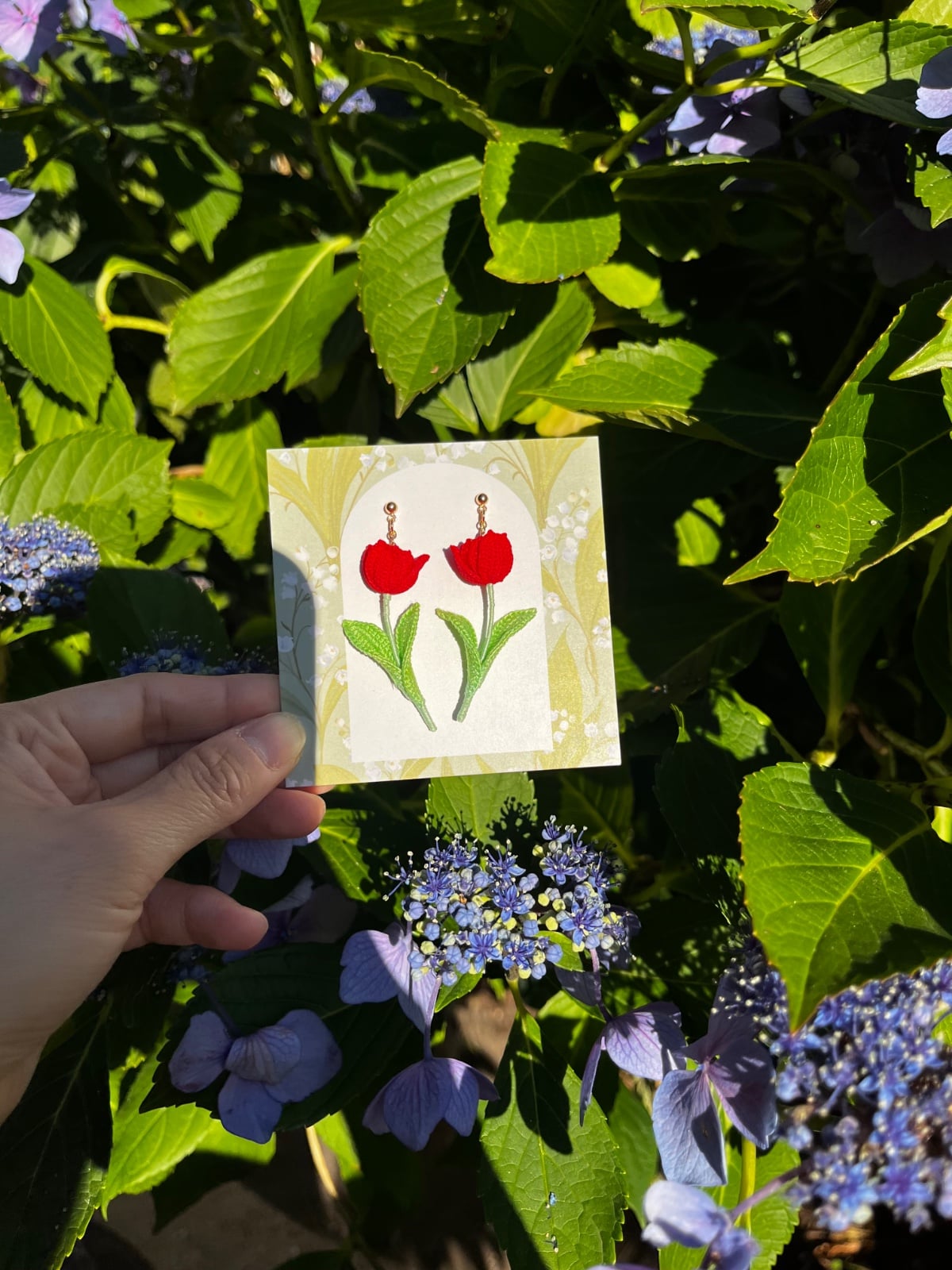 Micro gehaakte rode tulp oorbellen - 138752 Micro gehaakte rode tulp oorbellen