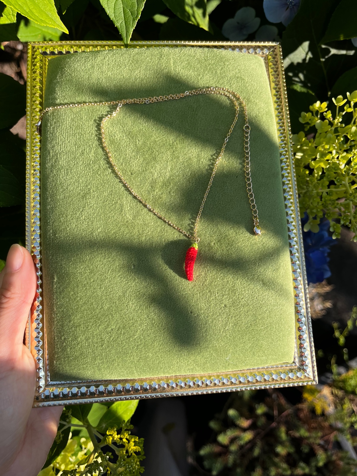 Miniatuur gehaakte chili ketting - 138909 Miniatuur gehaakte chili ketting