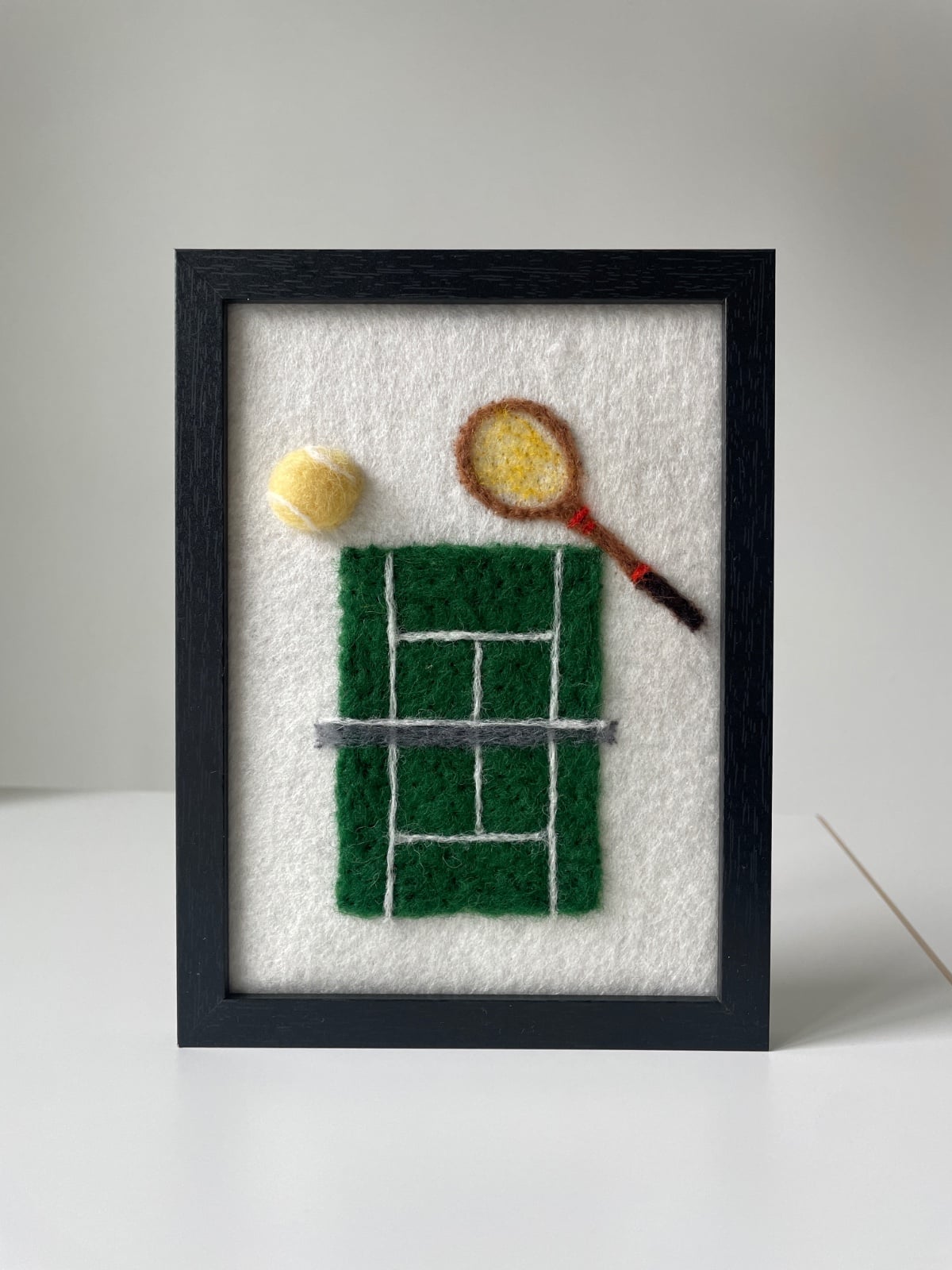 Tennis - een uniek handgemaakt werk van wol