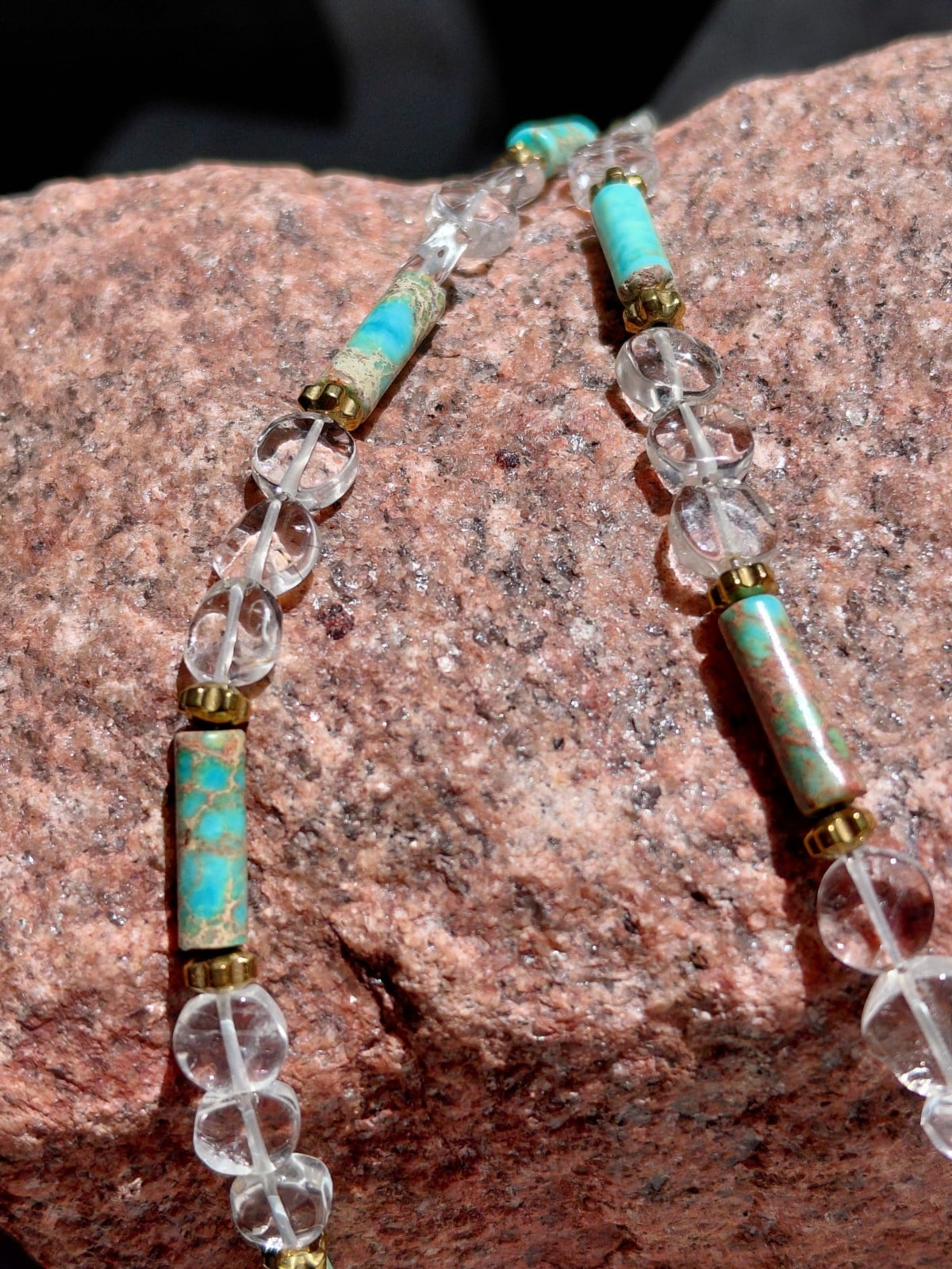 Chandelier: ketting met regaliet jaspis, bergkristal en hematiet