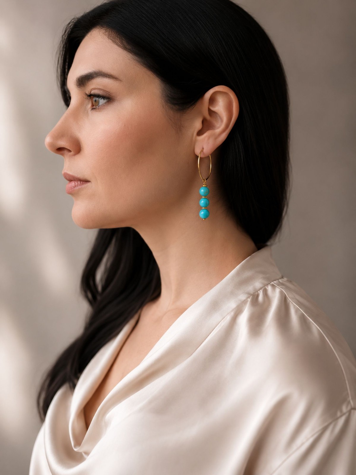 Creolen met turquoise jade kralen - uniek en handgemaakt