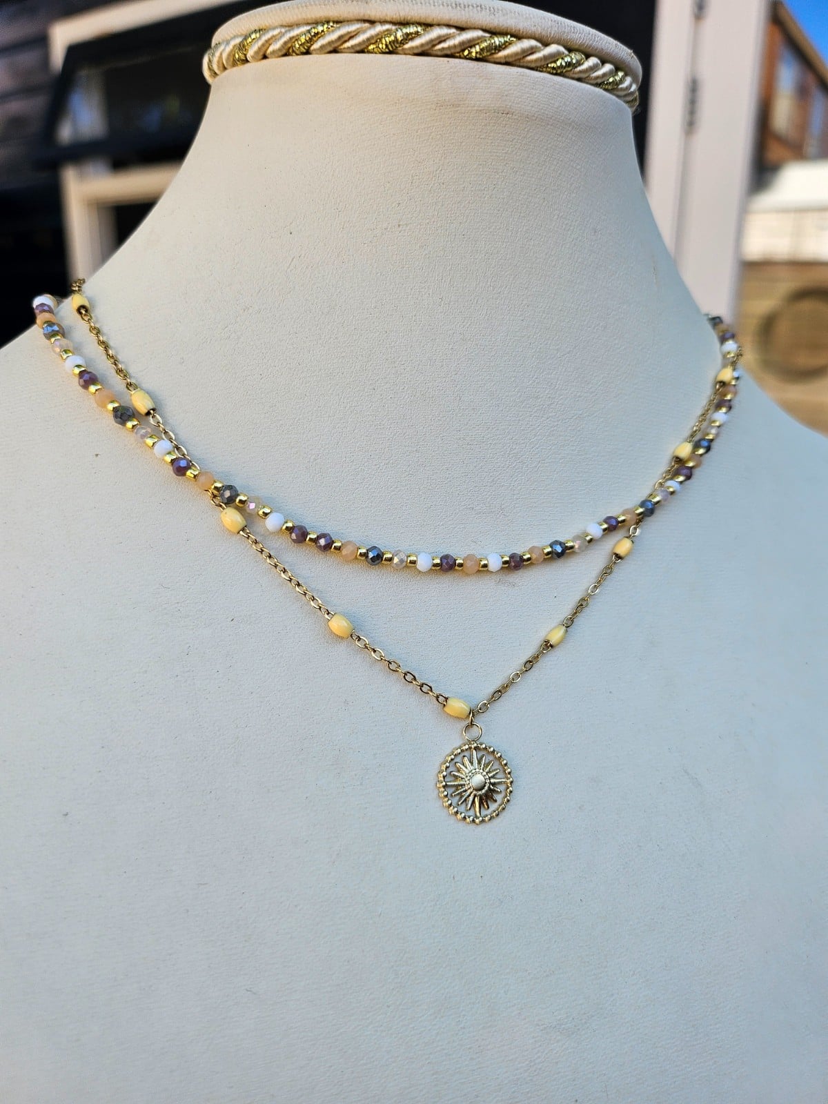 Dubbele ketting met zonhanger – RVS verguld - 147315 Dubbele ketting met zonhanger – RVS verguld