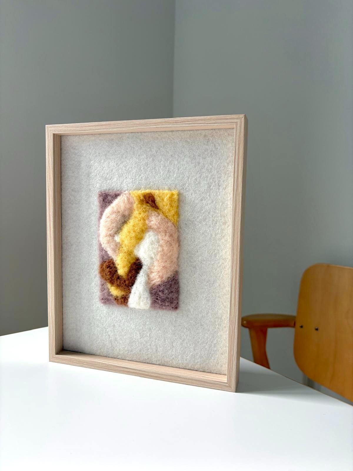 Whimsical ways I - unieke handgemaakte wanddecoratie van wol