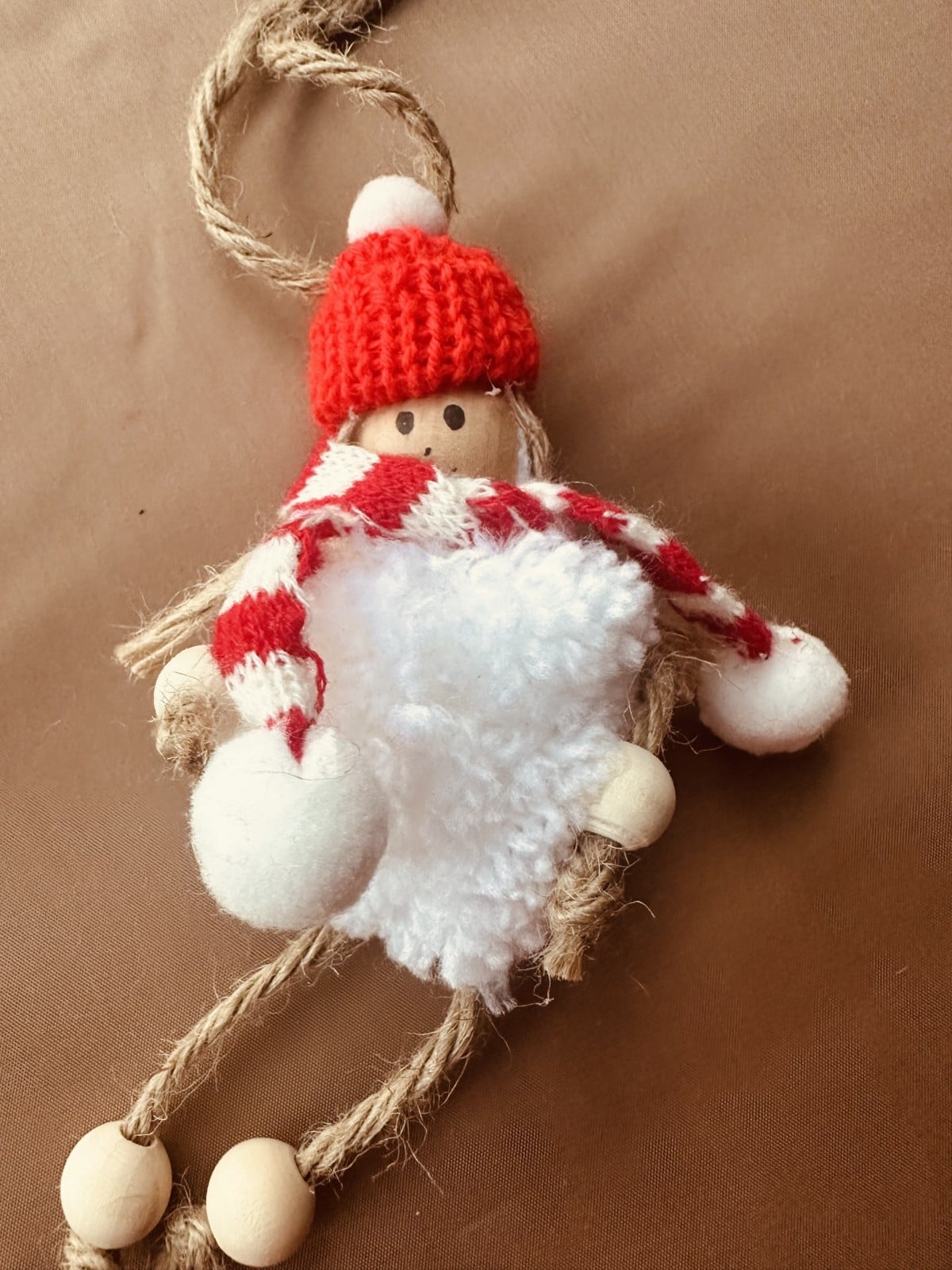 Rood kerstmeisje – handgemaakte kerstdecoratie - 151238 Rood kerstmeisje – handgemaakte kerstdecoratie