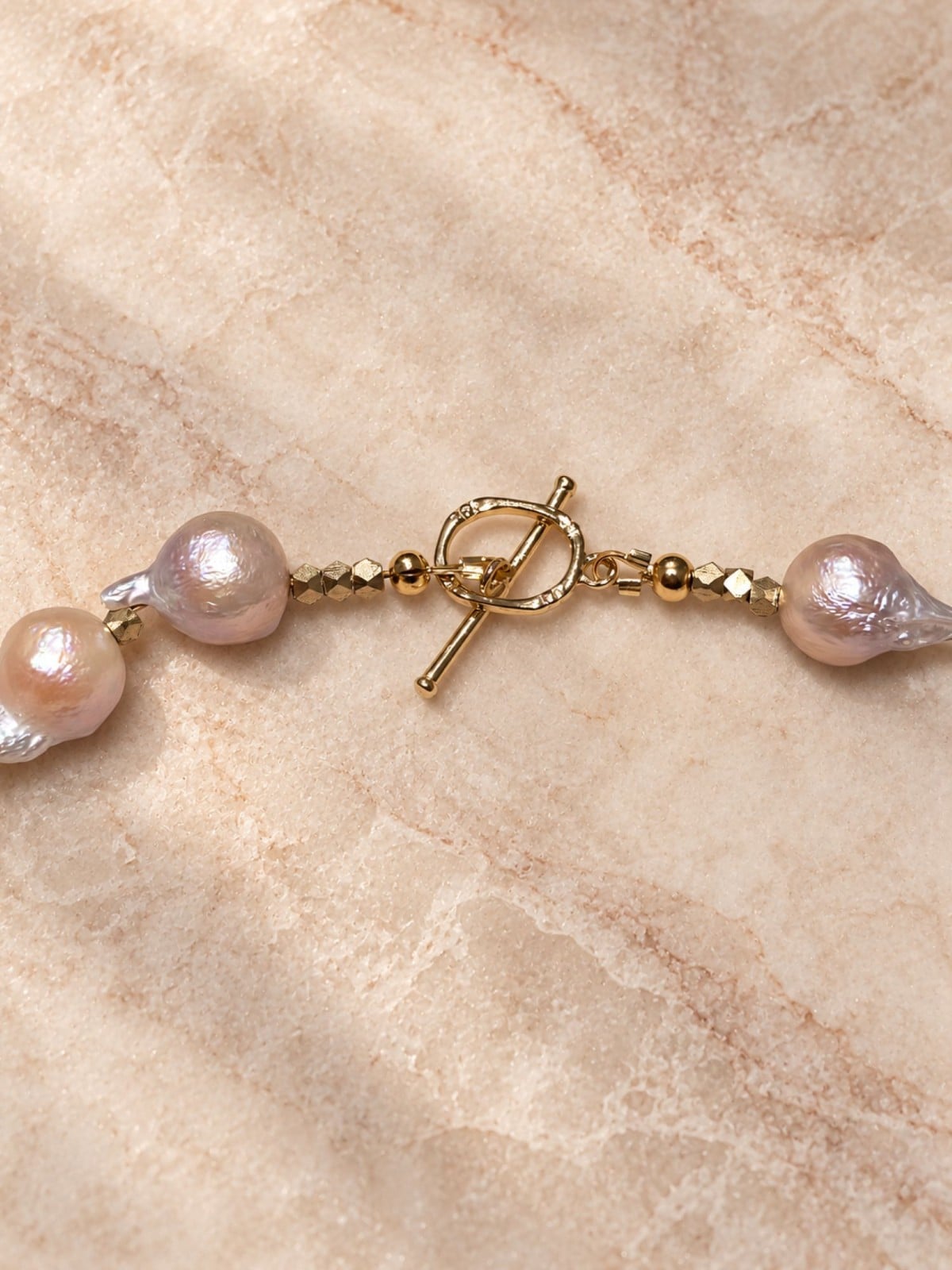 Roze barokparel ketting met vintage hartjeshanger