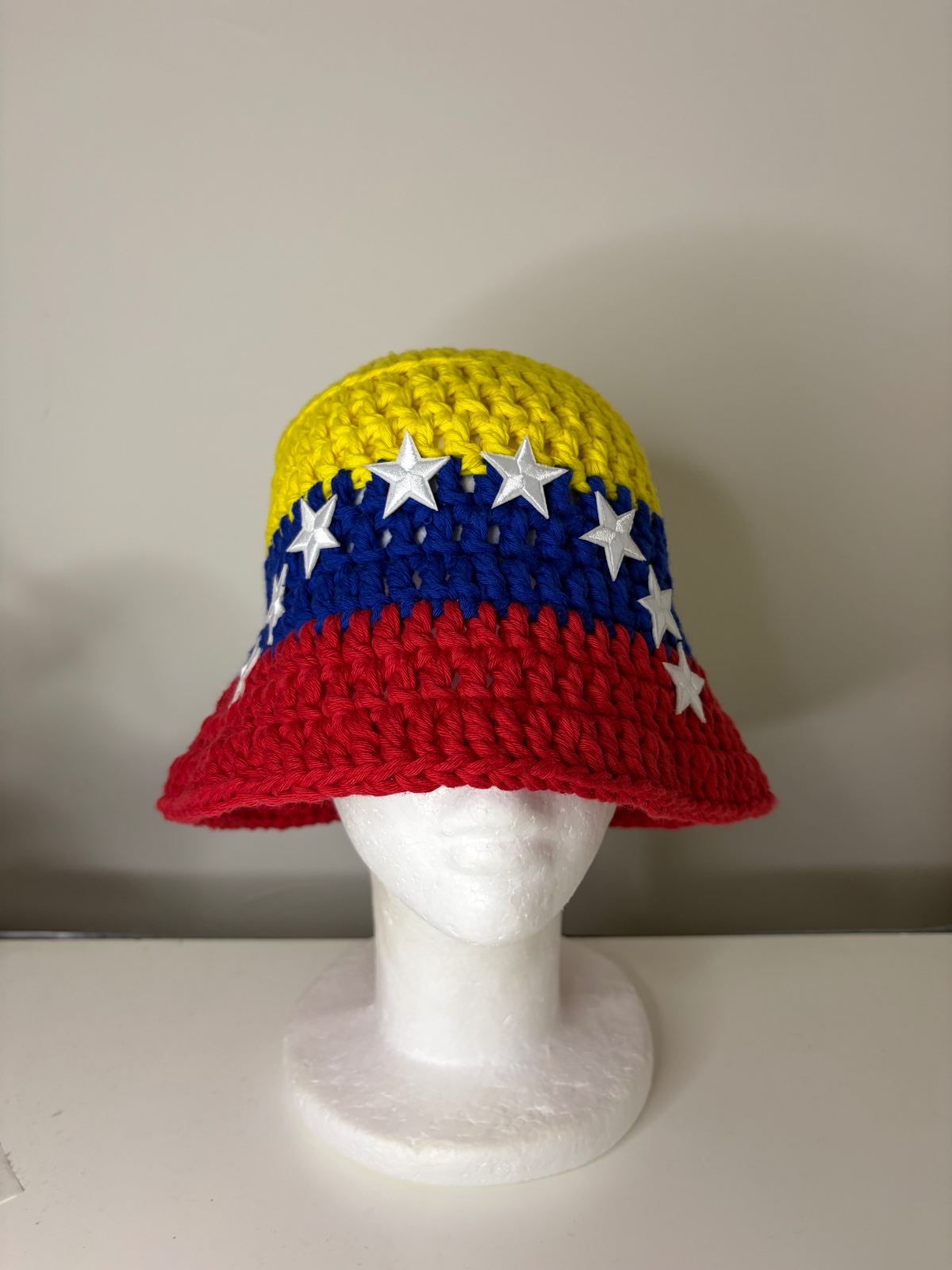 Venezuela Crochet classic buckethat - 150233 Venezuela Crochet classic buckethat