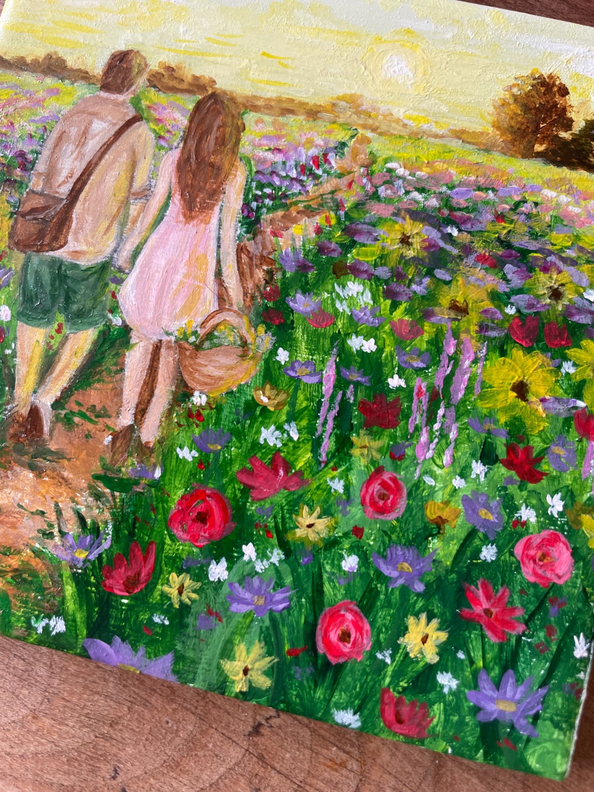 Wandeling door het bloemenveld | Handgeschilderd tegeltje - 149316 Wandeling door het bloemenveld | Handgeschilderd tegeltje