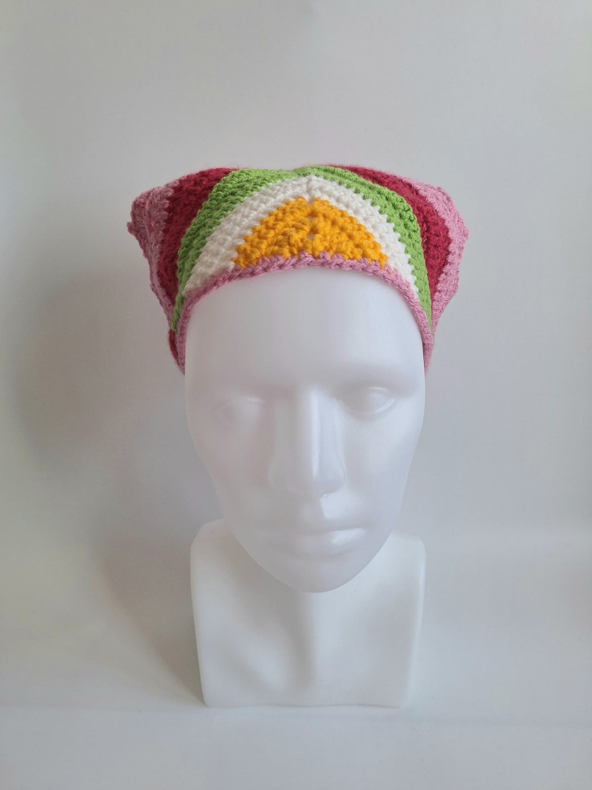 Gehaakte bandana | Geel, crème, groen, fuchsia en lichtroze - 152542 Gehaakte bandana | Geel, crème, groen, fuchsia en lichtroze