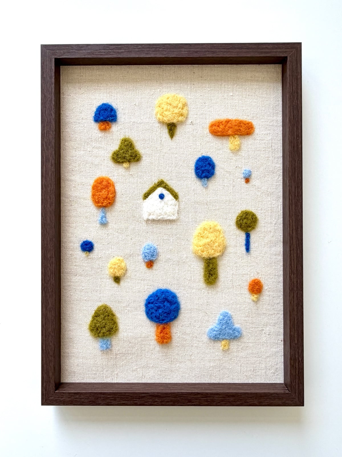 Kunstwerk van wol - It takes a village - 154971 Kunstwerk van wol - It takes a village