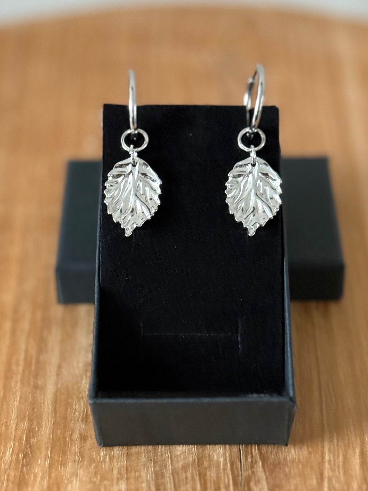 Stainless steel zilverkleurige oorbellen met herfstbladbedel🍂 - 155701 Stainless steel zilverkleurige oorbellen met herfstbladbedel🍂