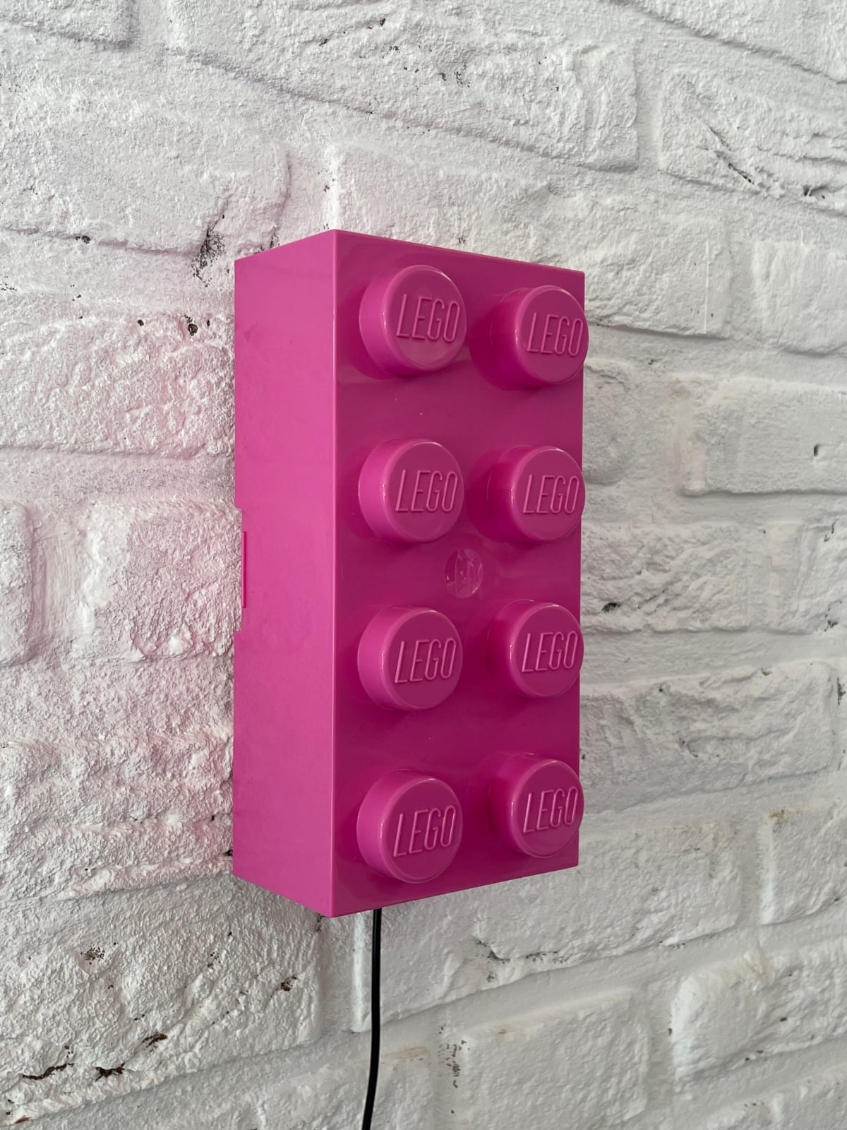 Wandlampje LEGO - donker roze 🩷 - 156162 Wandlampje LEGO - donker roze