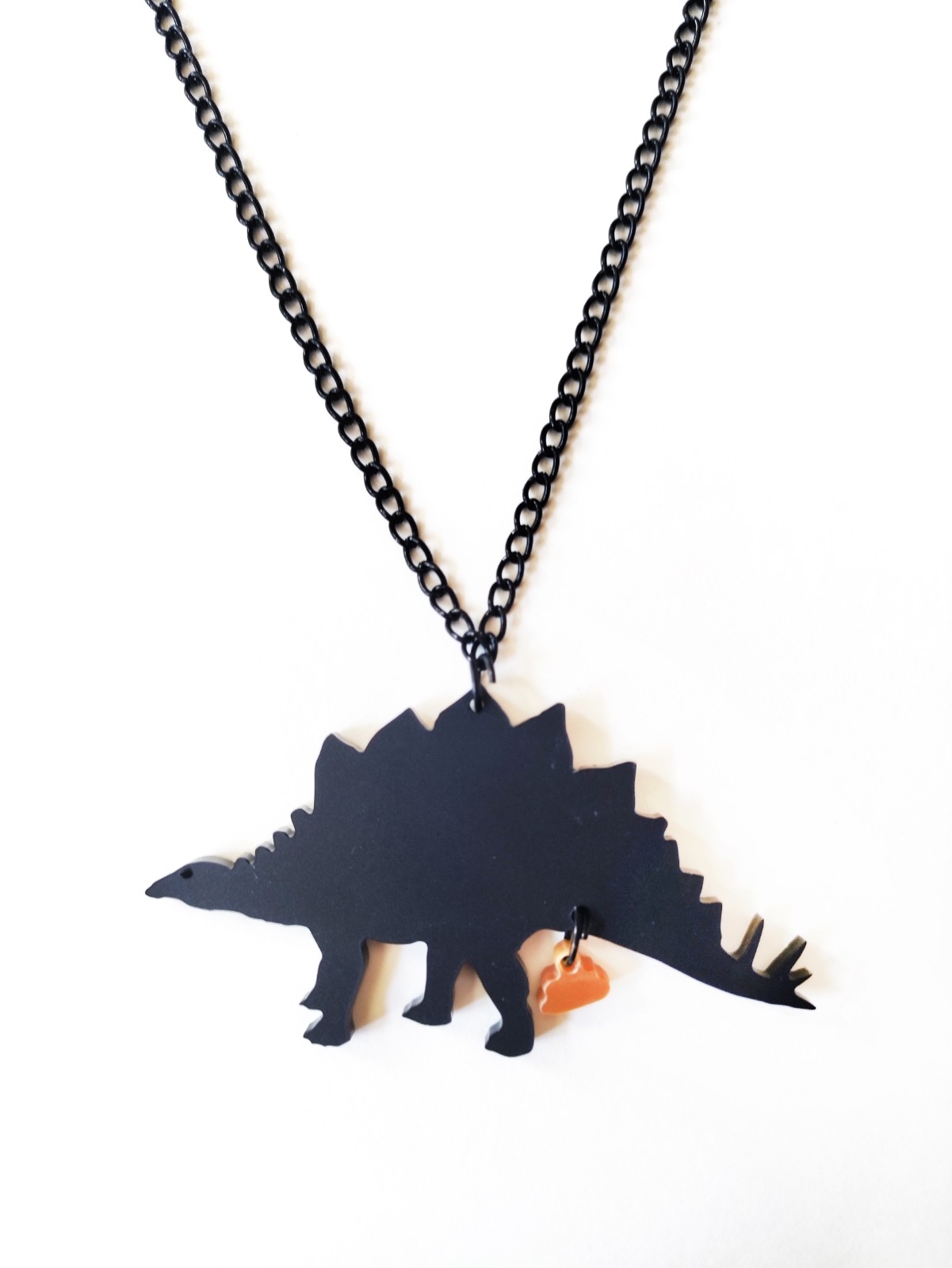 The Golden Turd ketting (stegosaurus) - 76924.jpeg The Golden Turd ketting (stegosaurus)