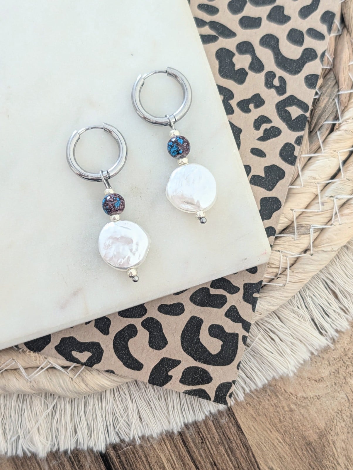 Lovely parel oorbellen zilver