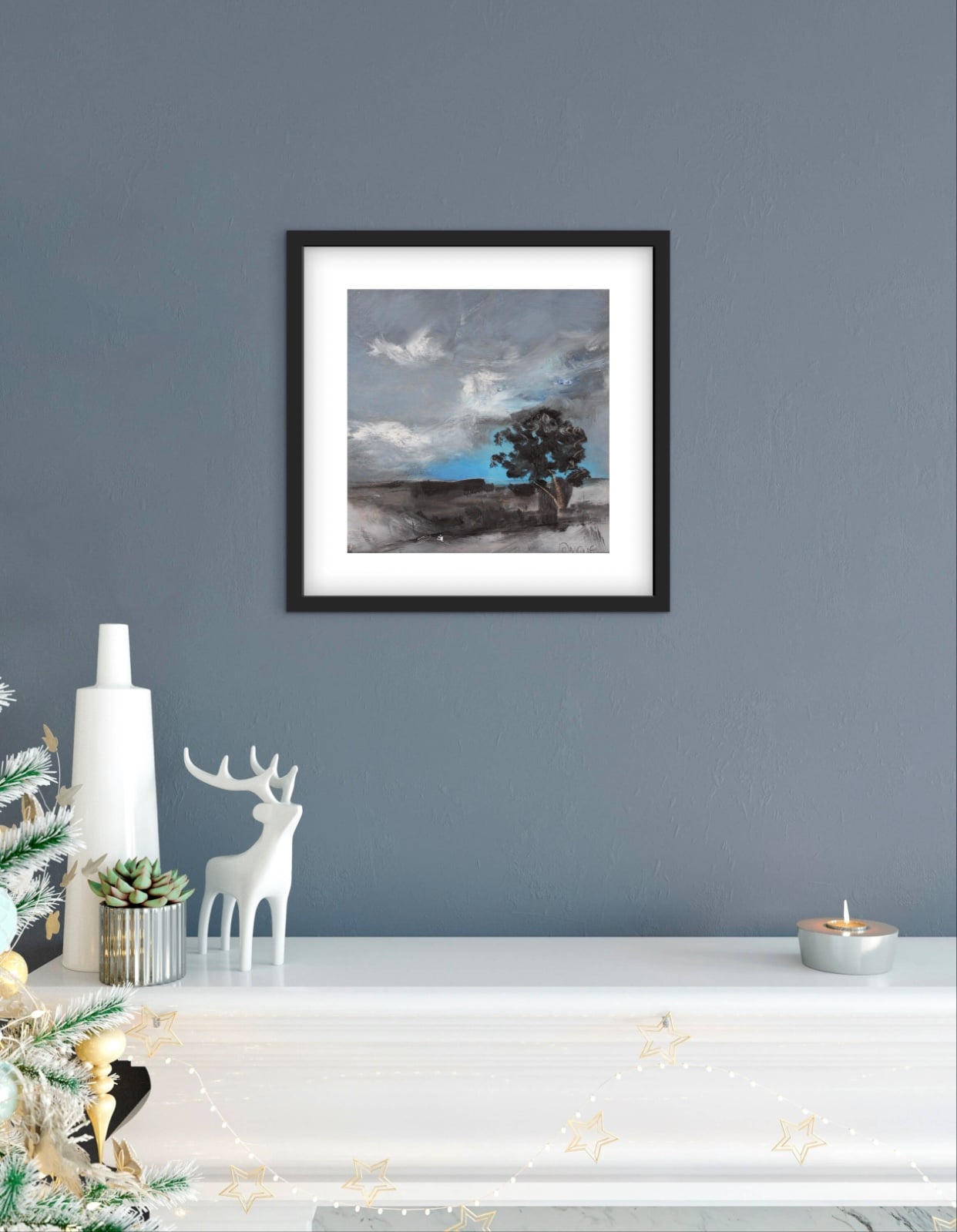 Landschapschilderij Grijs, Blauw & Zwart – Acryl op Hout 32x32cm – ‘Stormbound Tree’