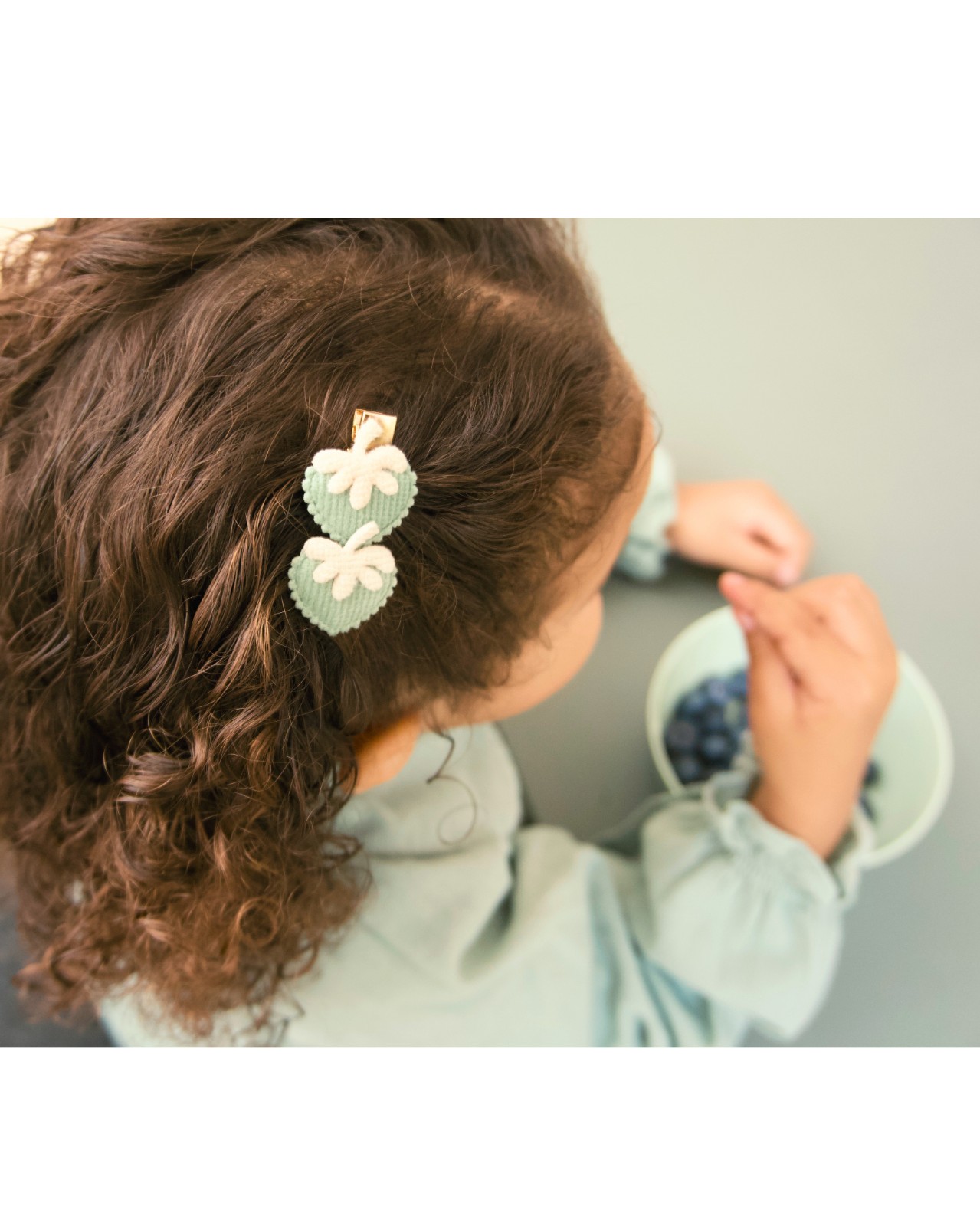 Alligator clip met aardbeien