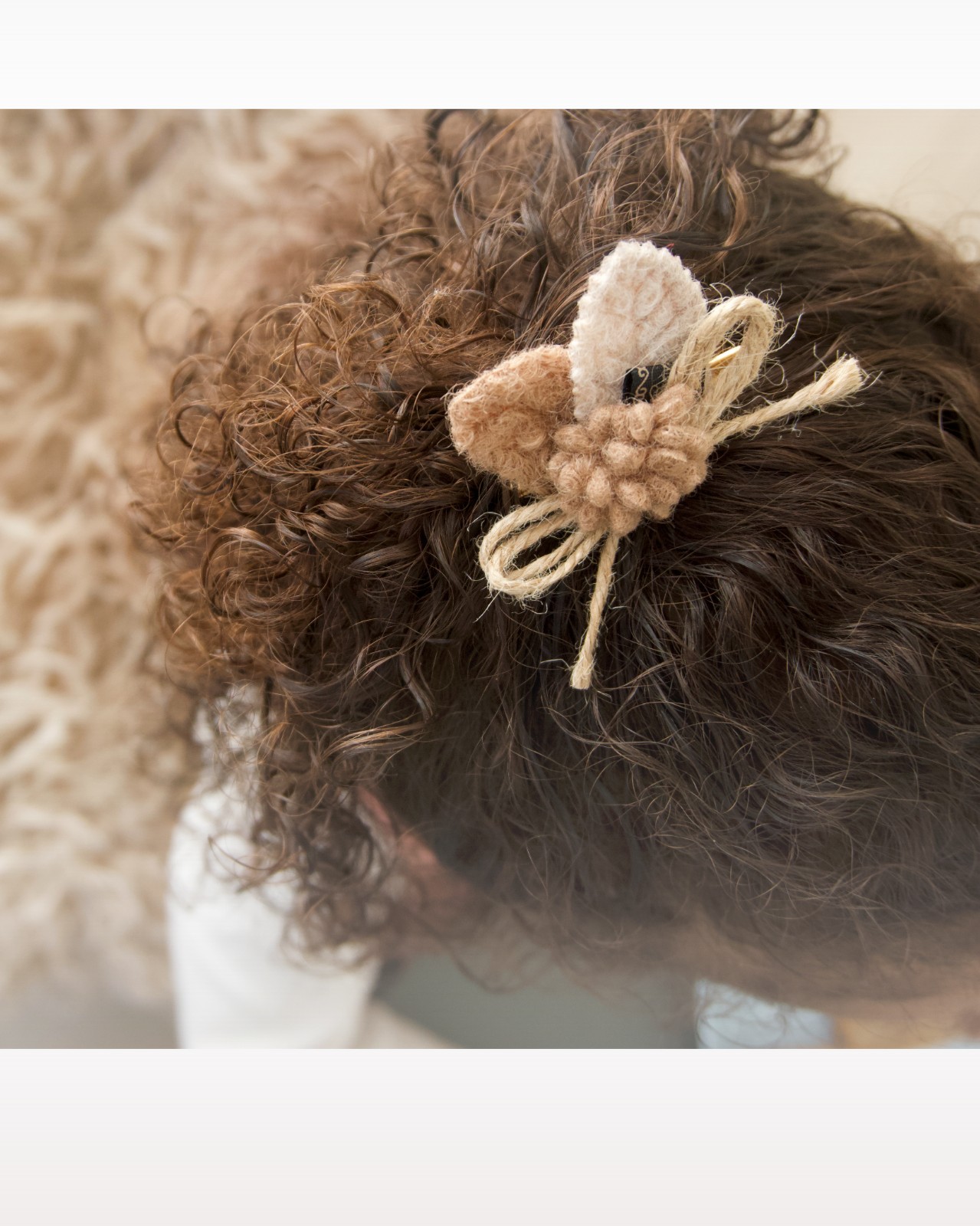 Haarclip bloem wol - 116109 Haarclip bloem wol