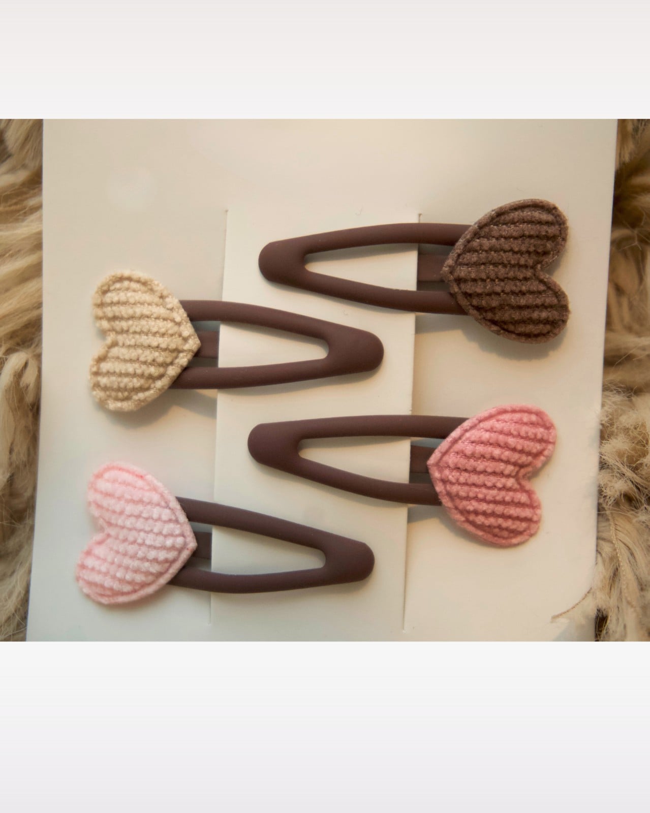 Haarspeld hartjes mini (eerste lokken, mat) - 117933 Haarspeld hartjes mini (eerste lokken, mat)