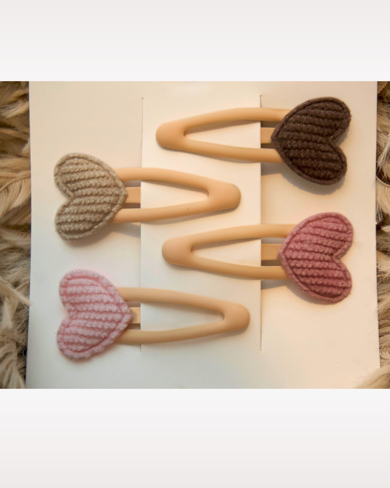 Haarspeld hartjes mini (eerste lokken, mat) - 117934 Haarspeld hartjes mini (eerste lokken, mat)