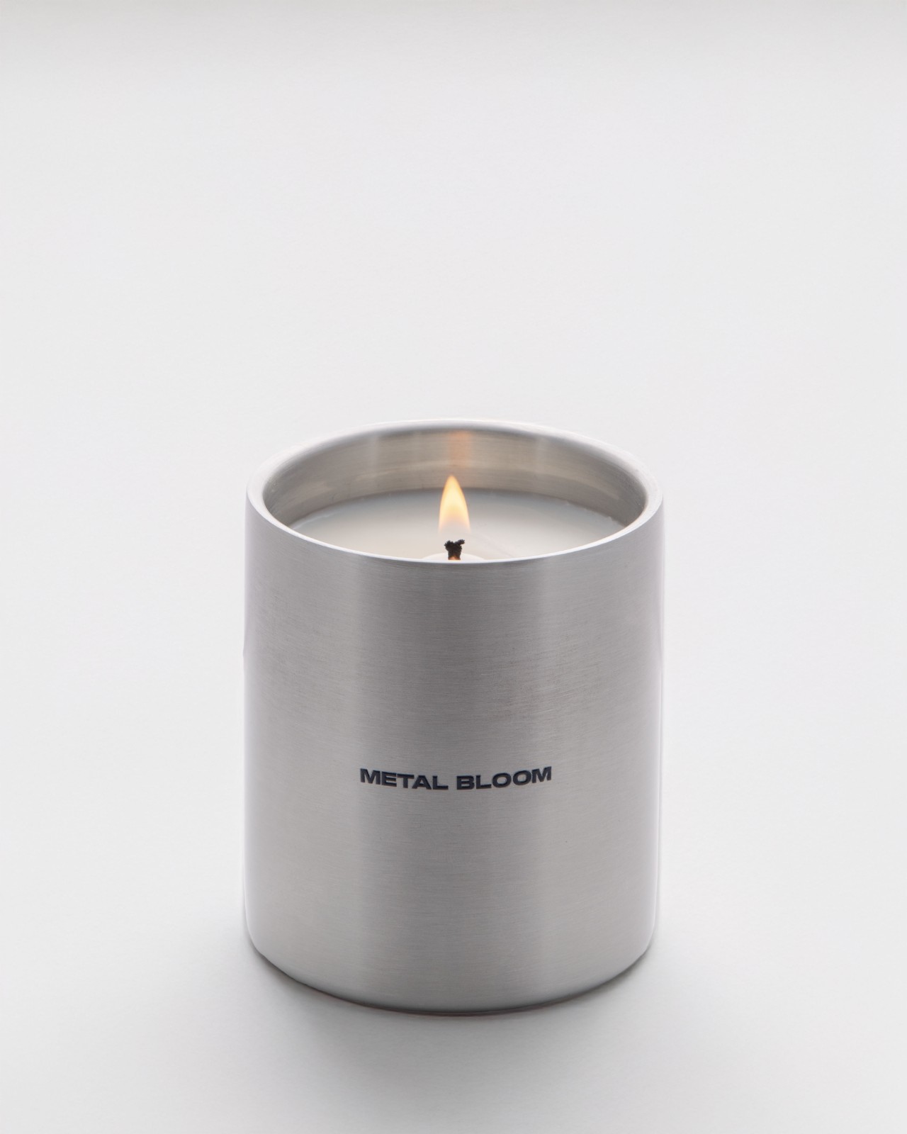 Pychee Lepper Geurkaars | Metal Bloom