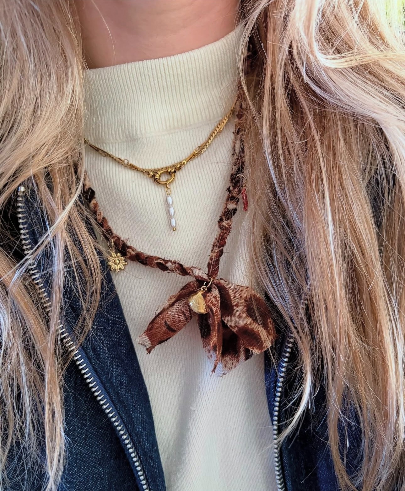 Bandana ketting bruine panterprint met RVS bedels