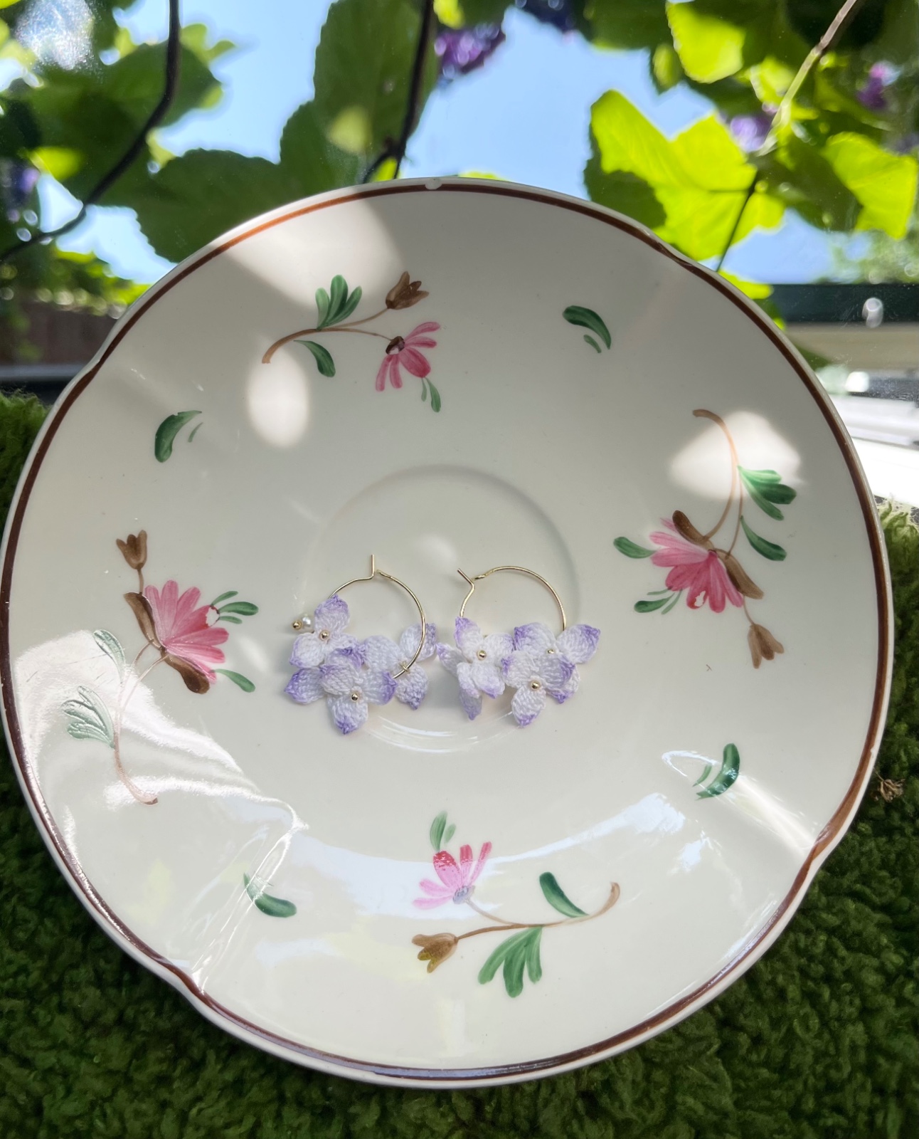 Micro Gehaakte Paarse Bloesems – Oorringen - 82760 Micro Gehaakte Paarse Bloesems – Oorringen